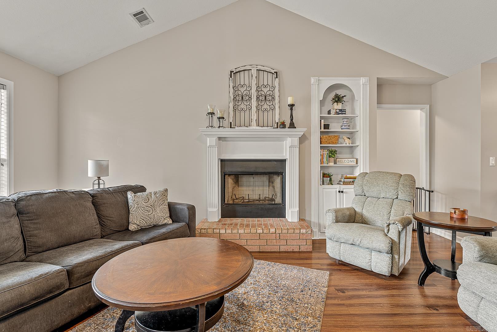 WOODLAND HEIGHTS - Residential