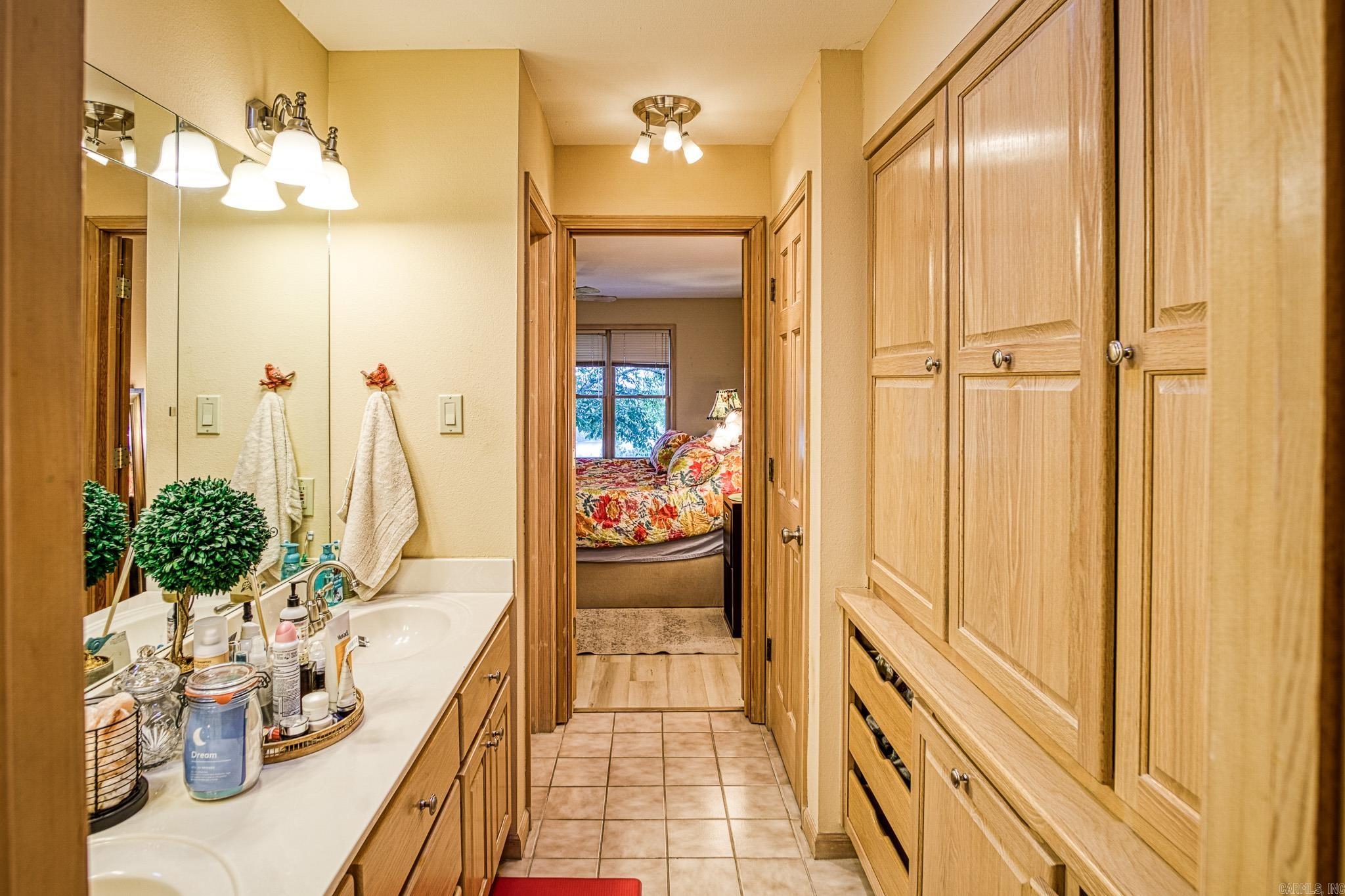 Velazquez - Residential