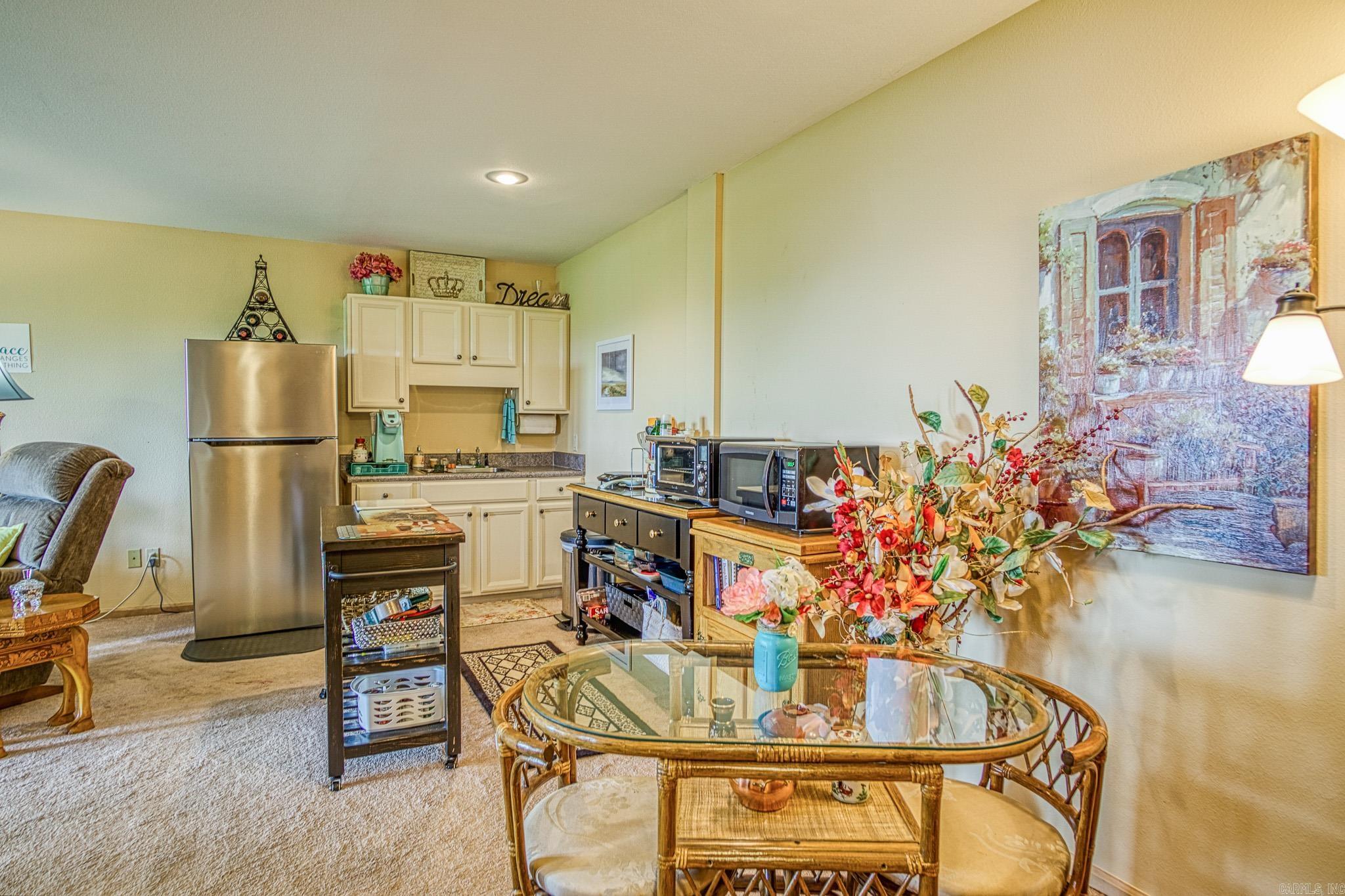 Velazquez - Residential