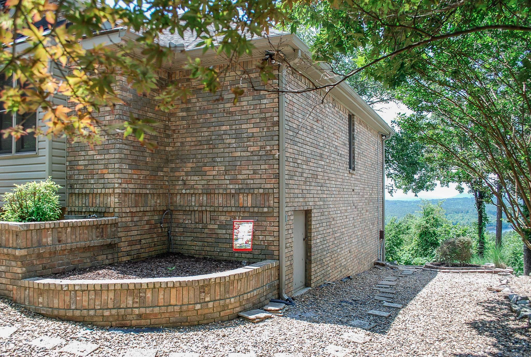 Velazquez - Residential