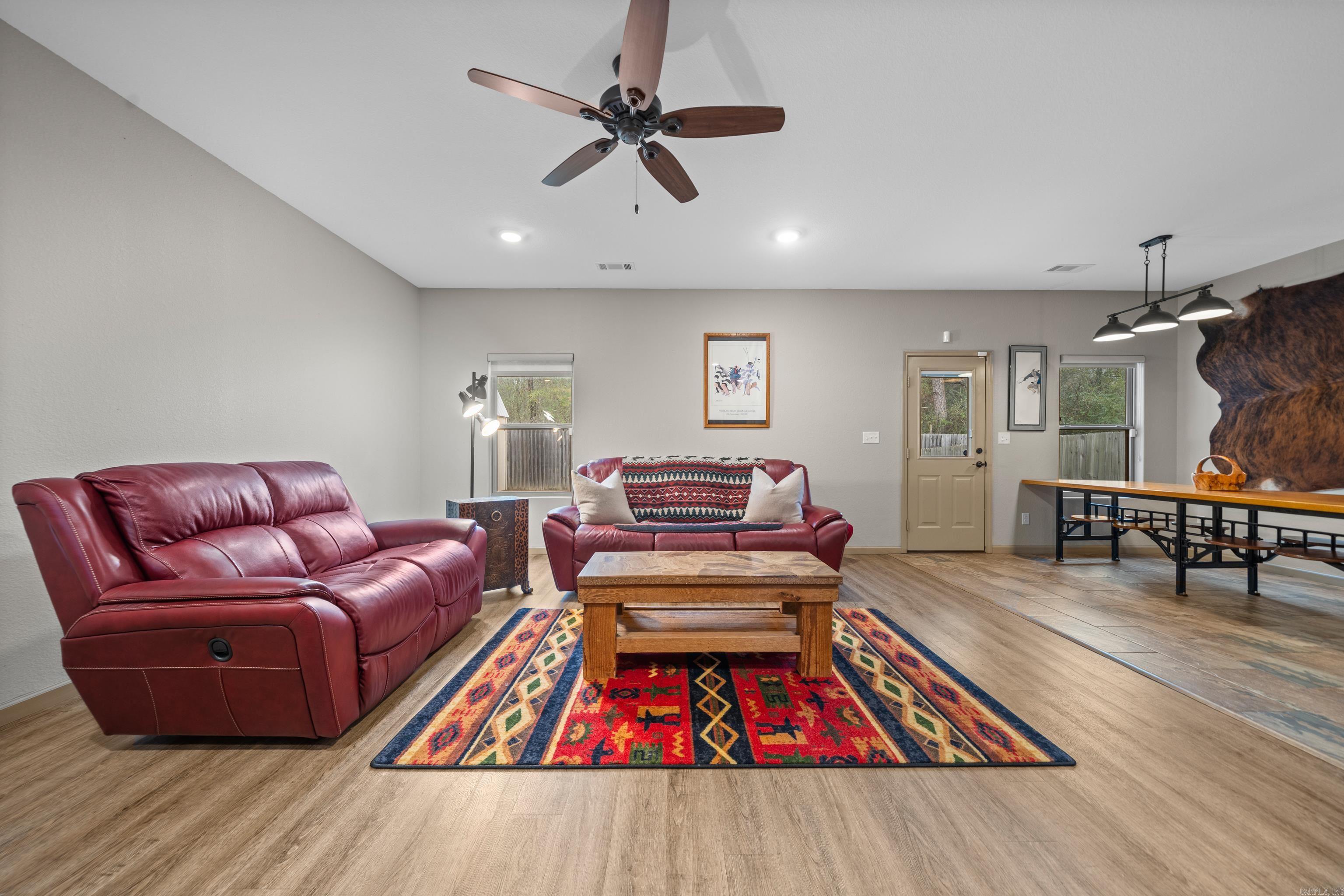 RICHLAND HILLS - Residential