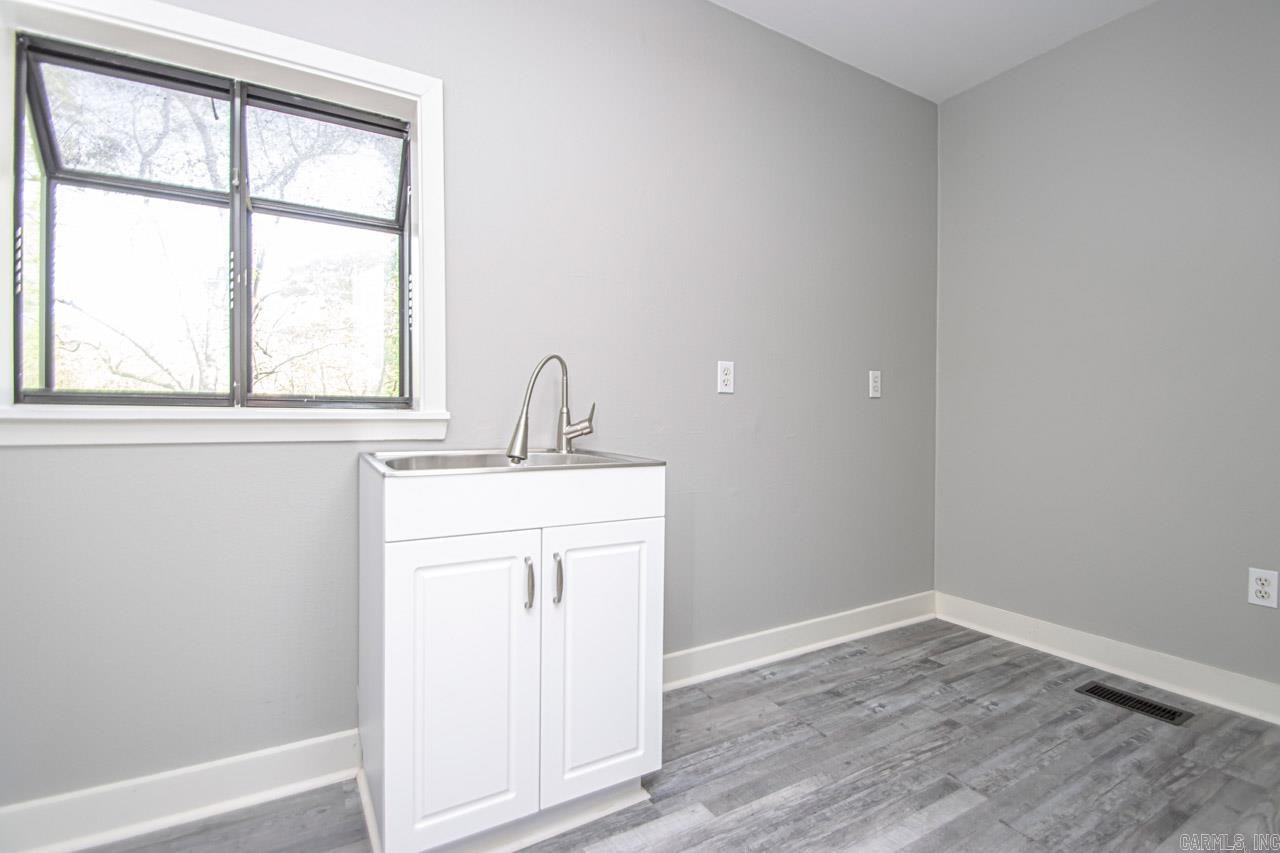 JUSSHA - Residential