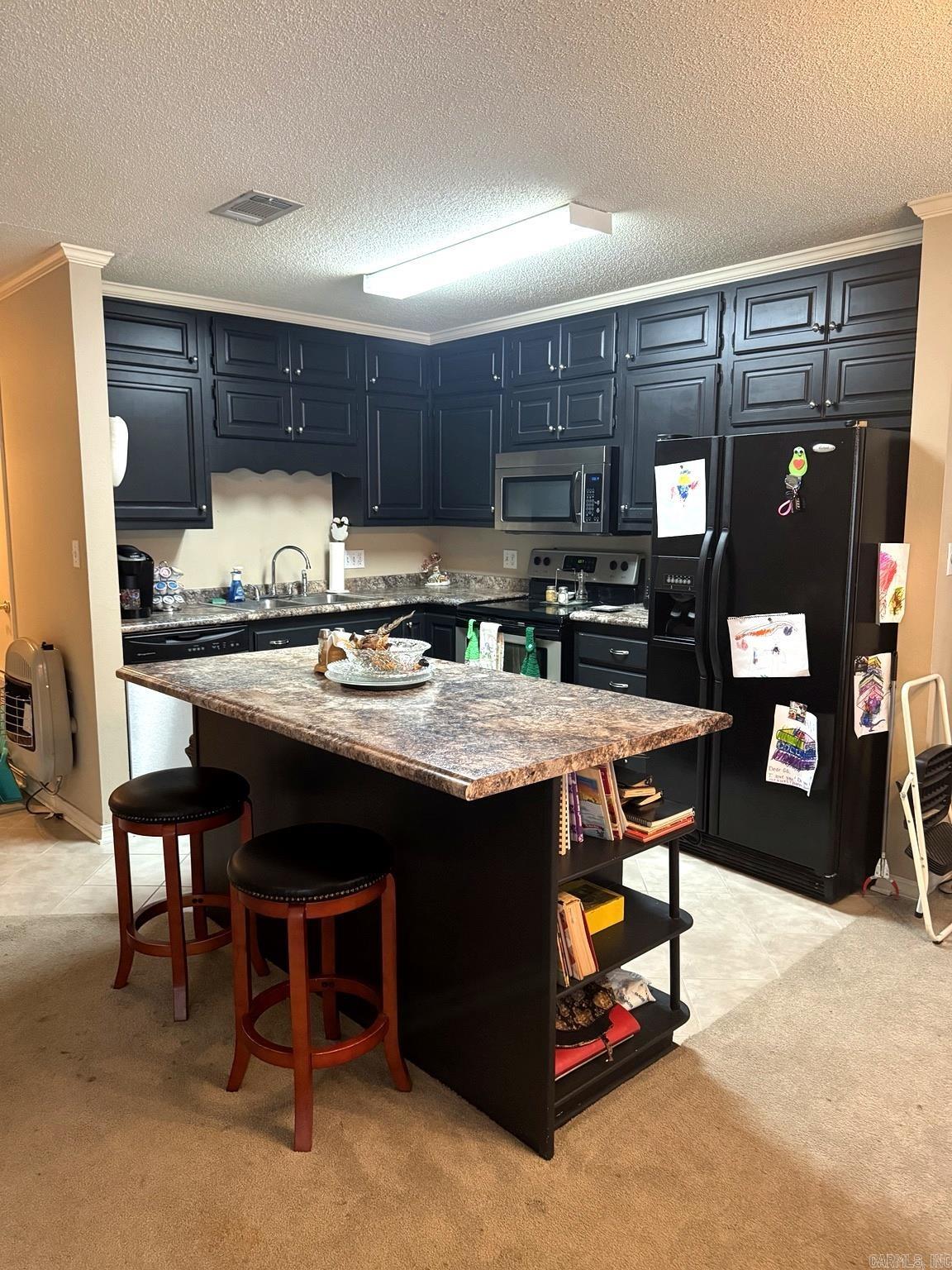 RIVER OAKS COMMONS - Residential