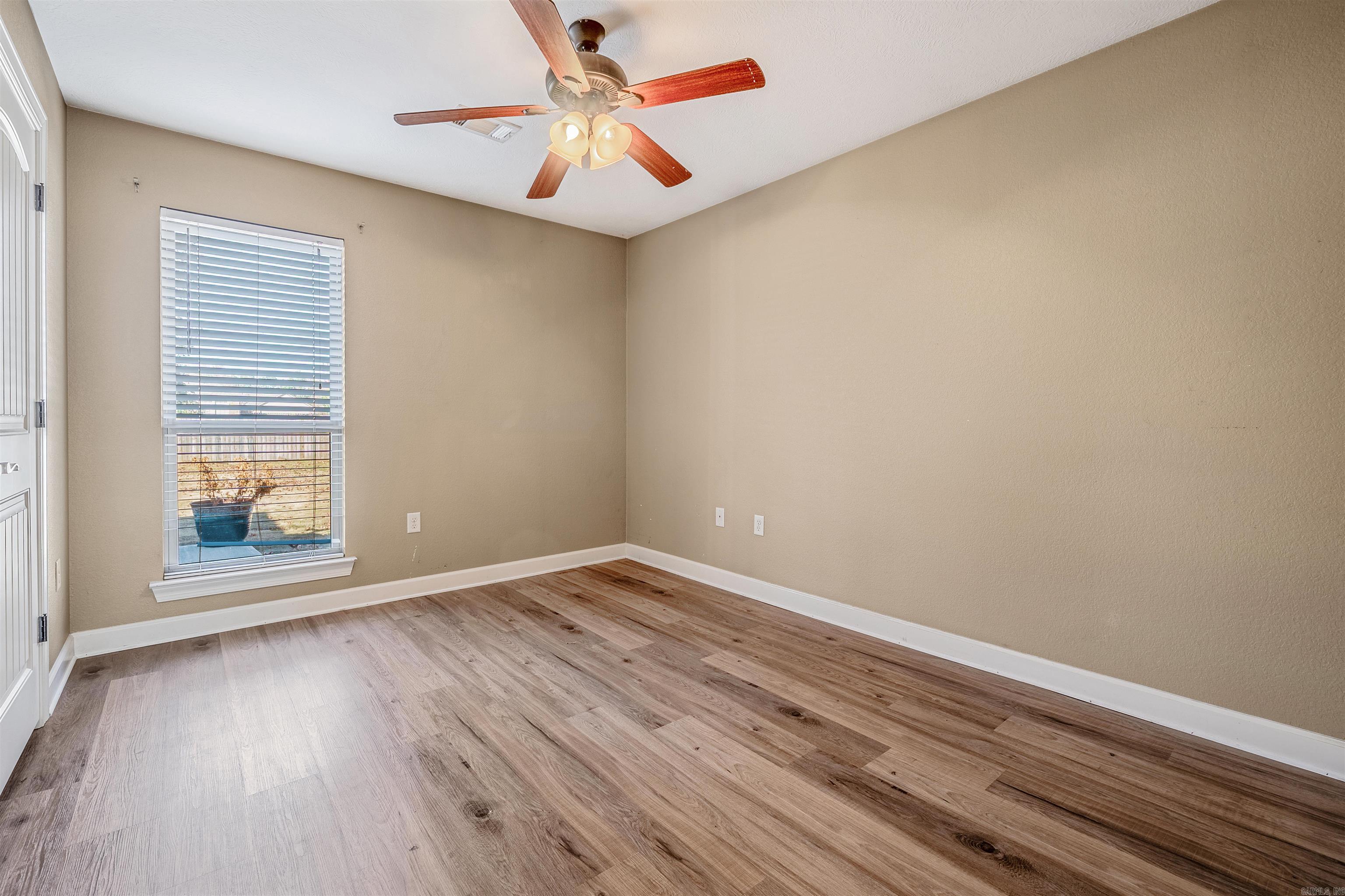 Eaglebrook Estates - Residential