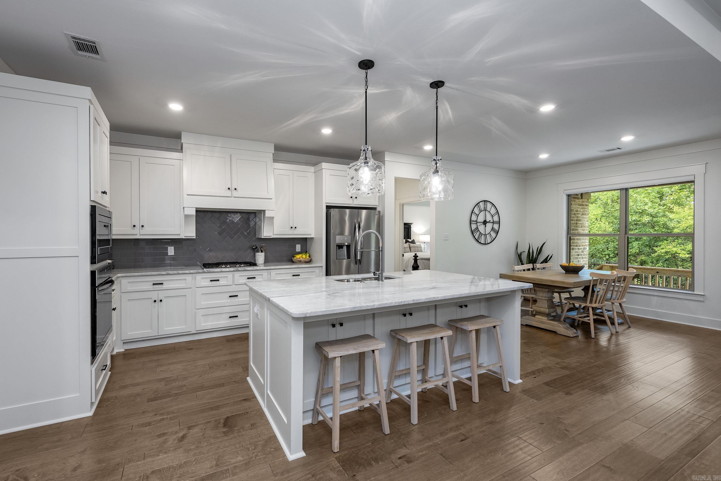 CHENAL VALLEY EPERNAY PLACE - Residential