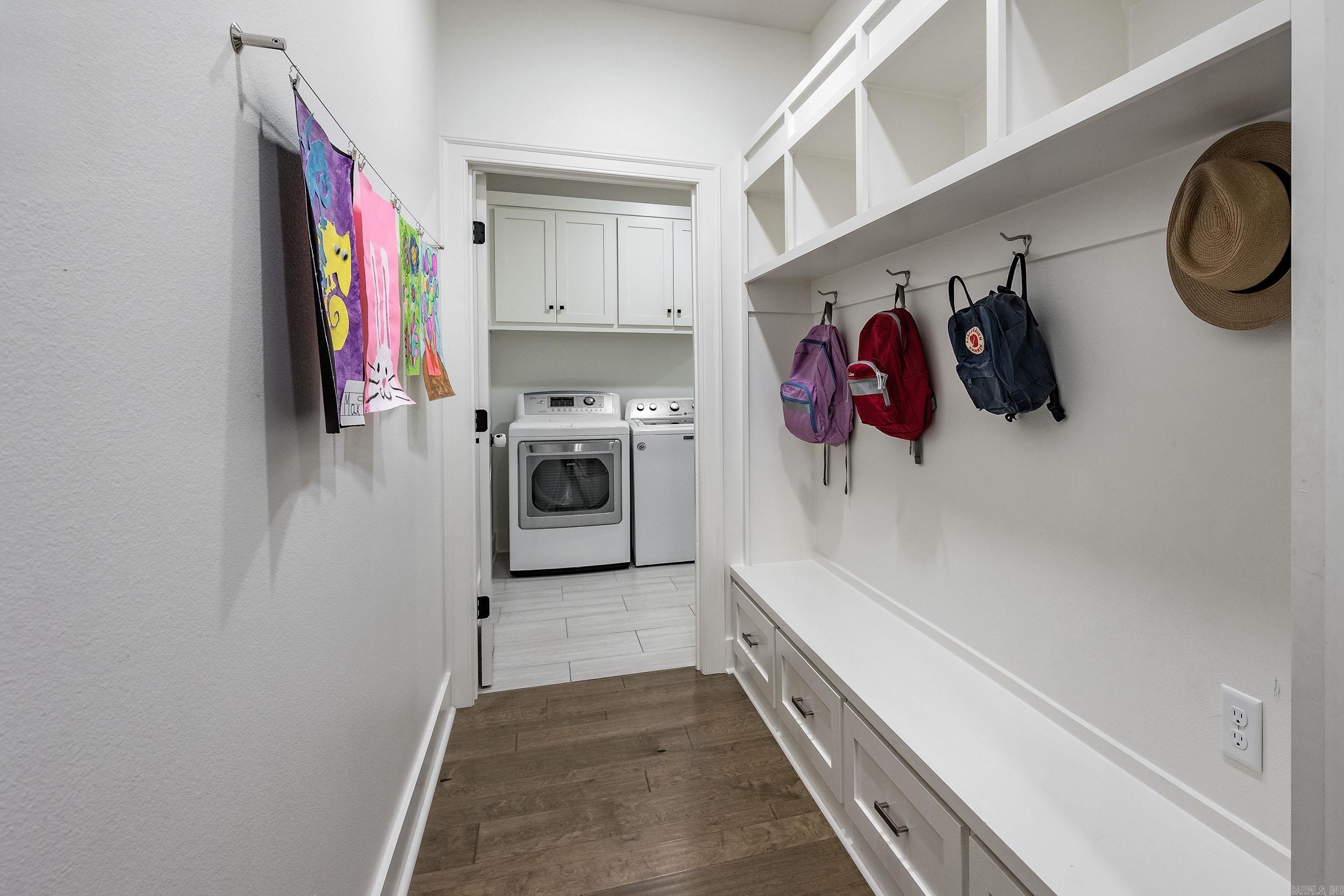 CHENAL VALLEY EPERNAY PLACE - Residential