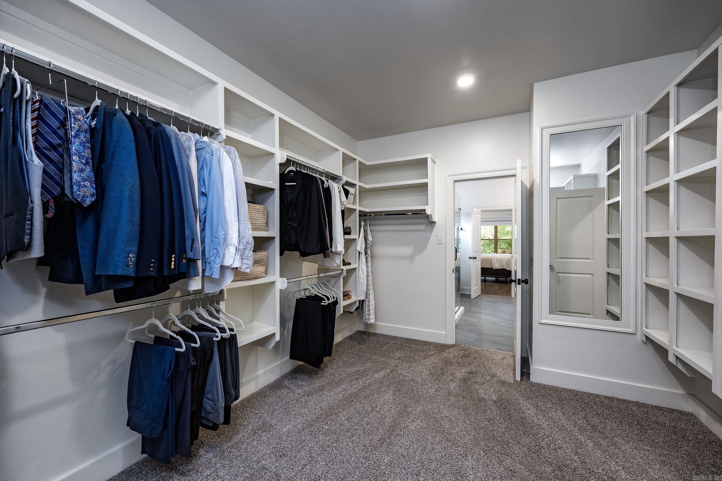 CHENAL VALLEY EPERNAY PLACE - Residential