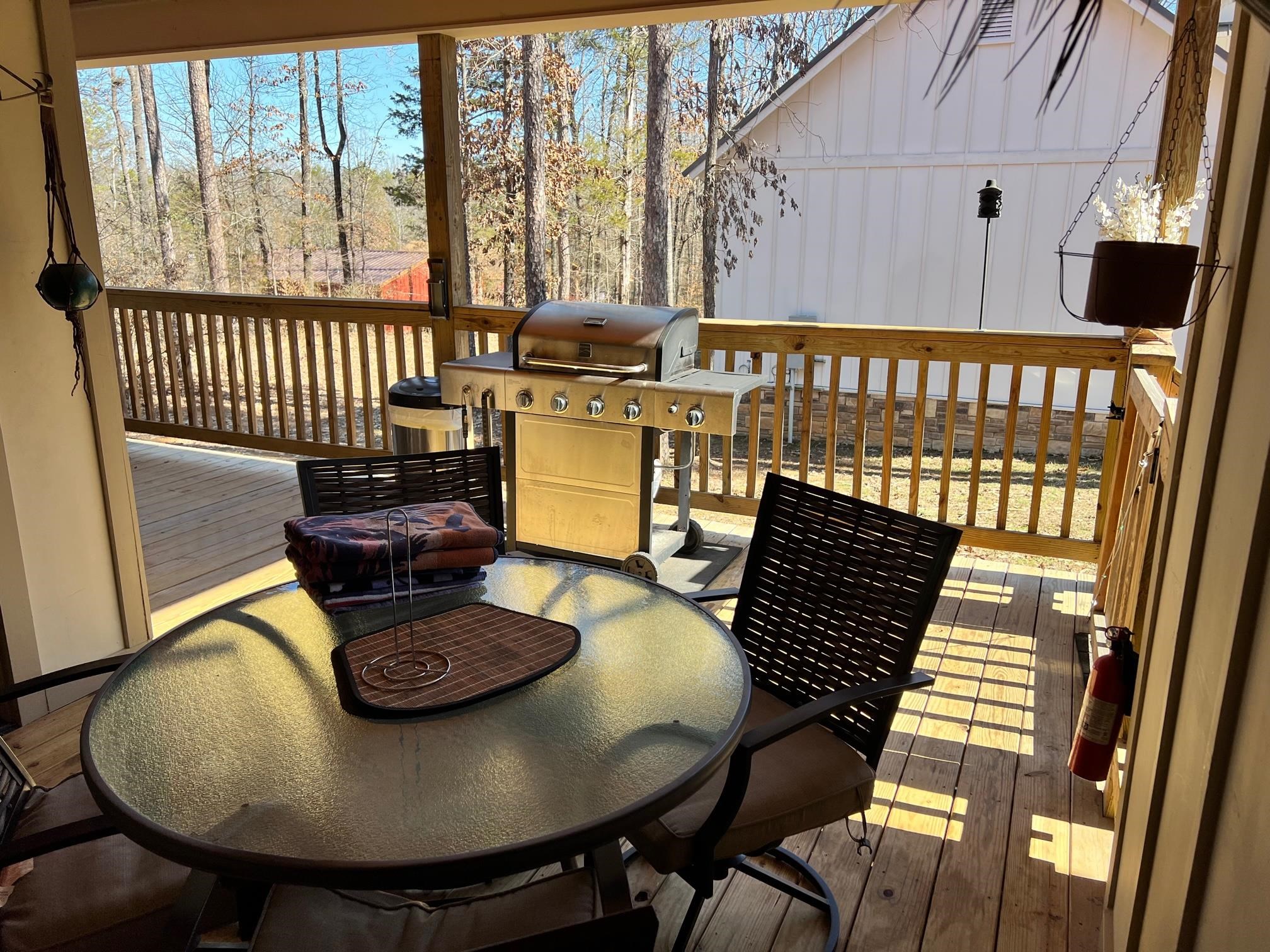 LITTLE RED RIVER ESTATES - Residential