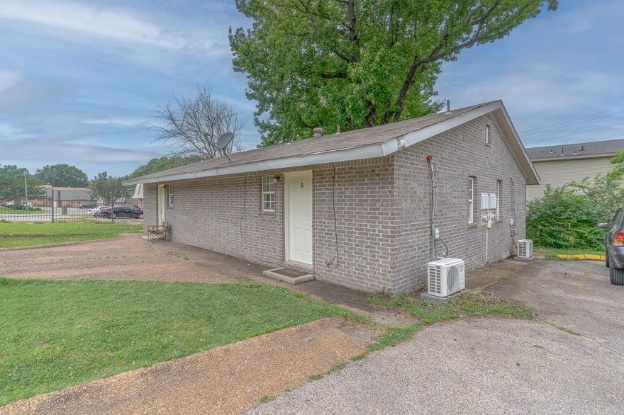 Welcome to the Multifamily Market 509 Marshall Street Jonesboro, Arkansas of the Cedar Heights 2nd Addition within the Jonesboro School District. Opportunity Knocks! This prime piece of rental property offers 4 income producing units. The exterior is wrapped in brick, topped with 3 tab shingles, and accented by covered porches, wood privacy fencing, parking lot, and mature shade trees & landscaping. The interior of each efficiency unit includes one bedroom, one bathroom, living room and kitchen. Each unit is currently rented at $550 per month. Conveniently located near Arkansas State University and local retail and dining establishments. Call today to schedule your tour and make an investment in tomorrow.