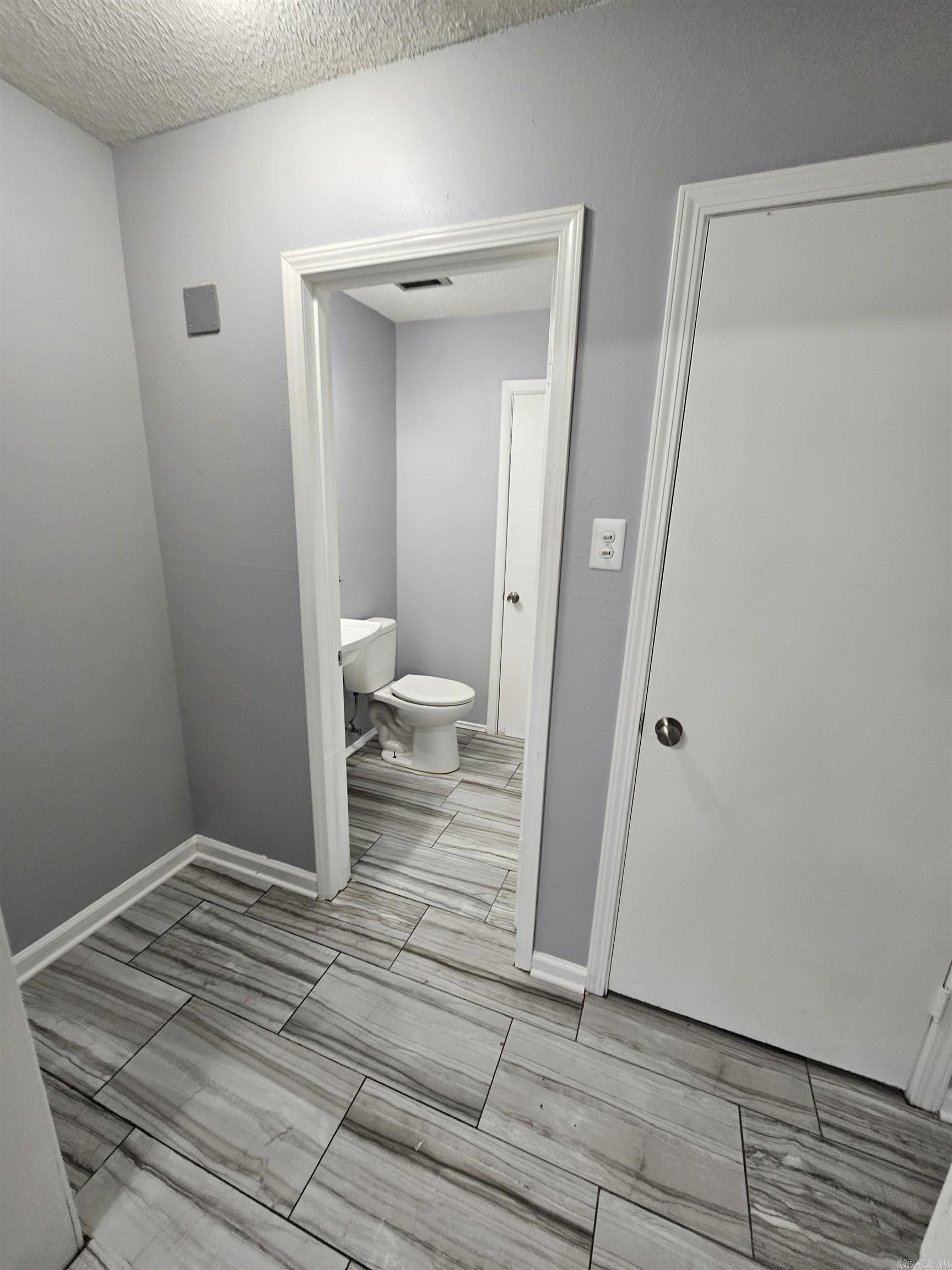 East Hickman & Mcconnell - Residential Lease