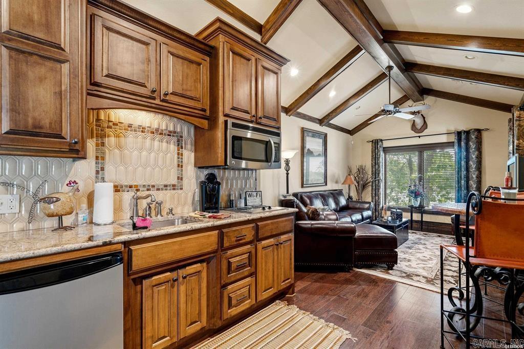 Driftwood Point - Residential