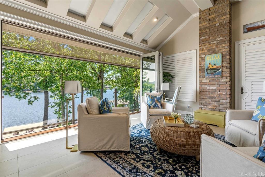 Driftwood Point - Residential