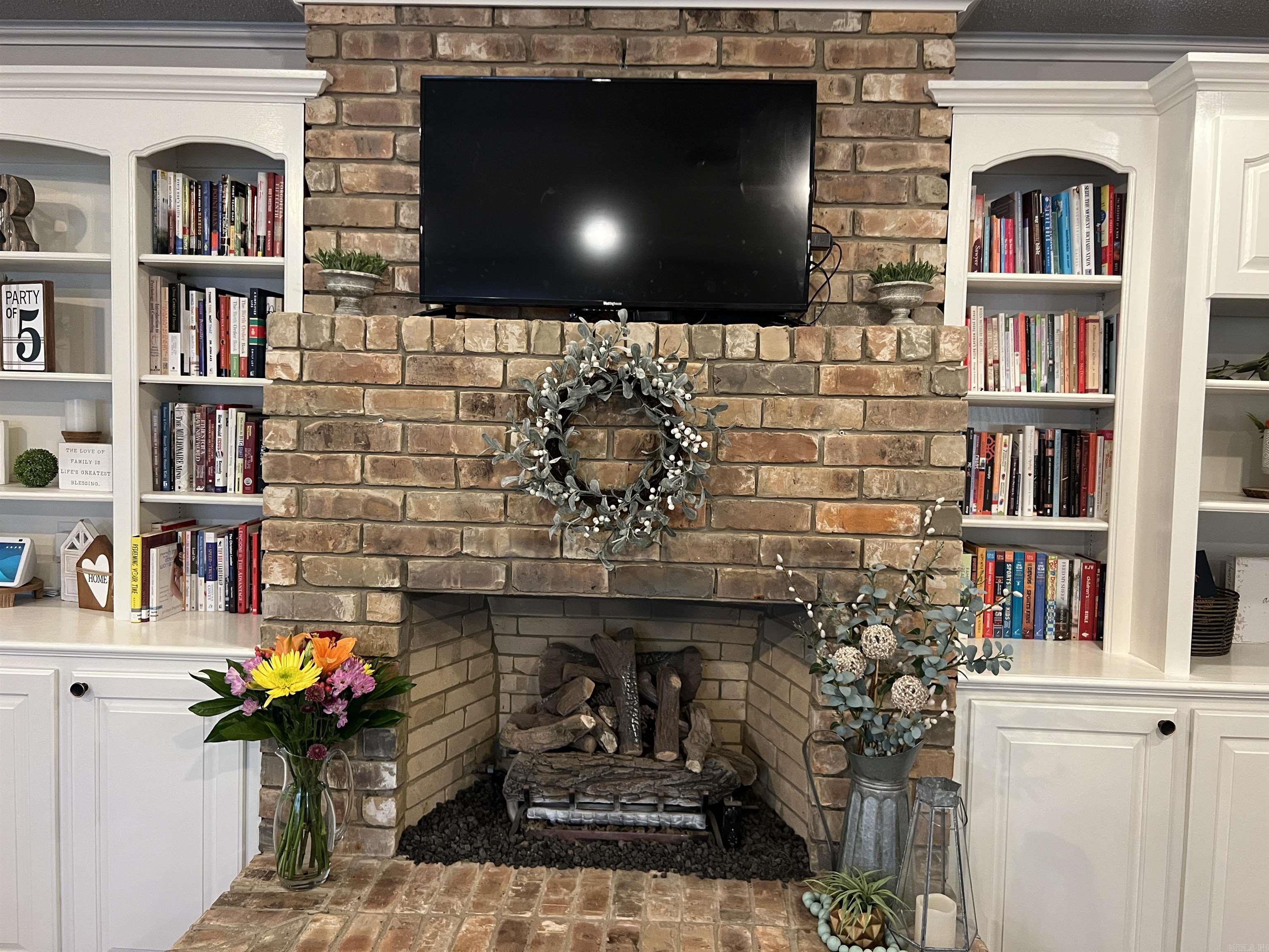 McNew Realty Co - Residential