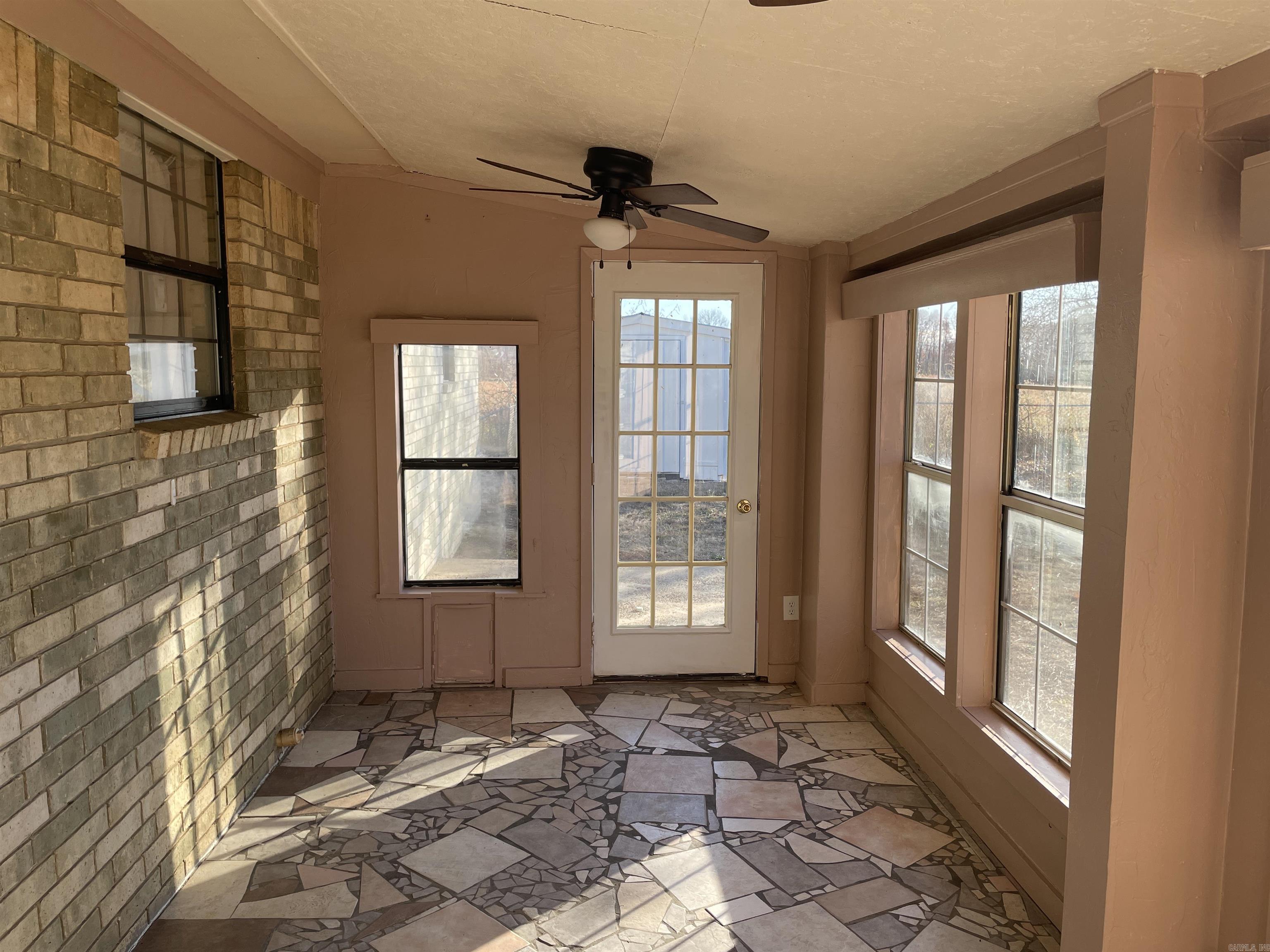 Judsonia Outlets - Residential