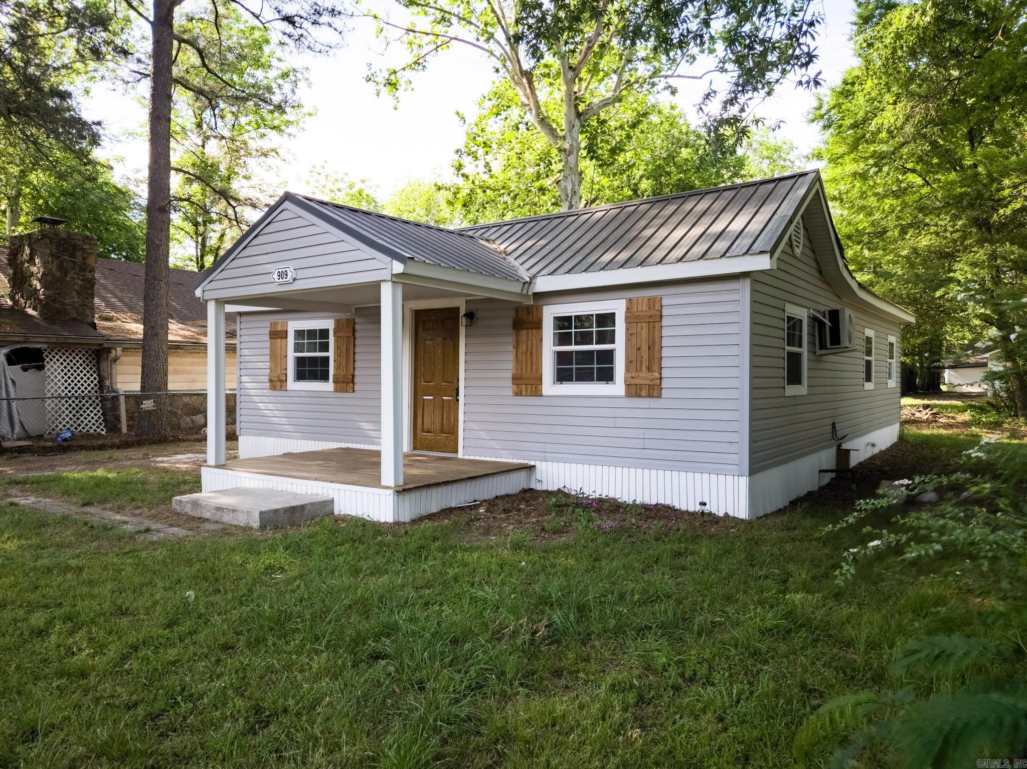 Oak Lawn - Residential