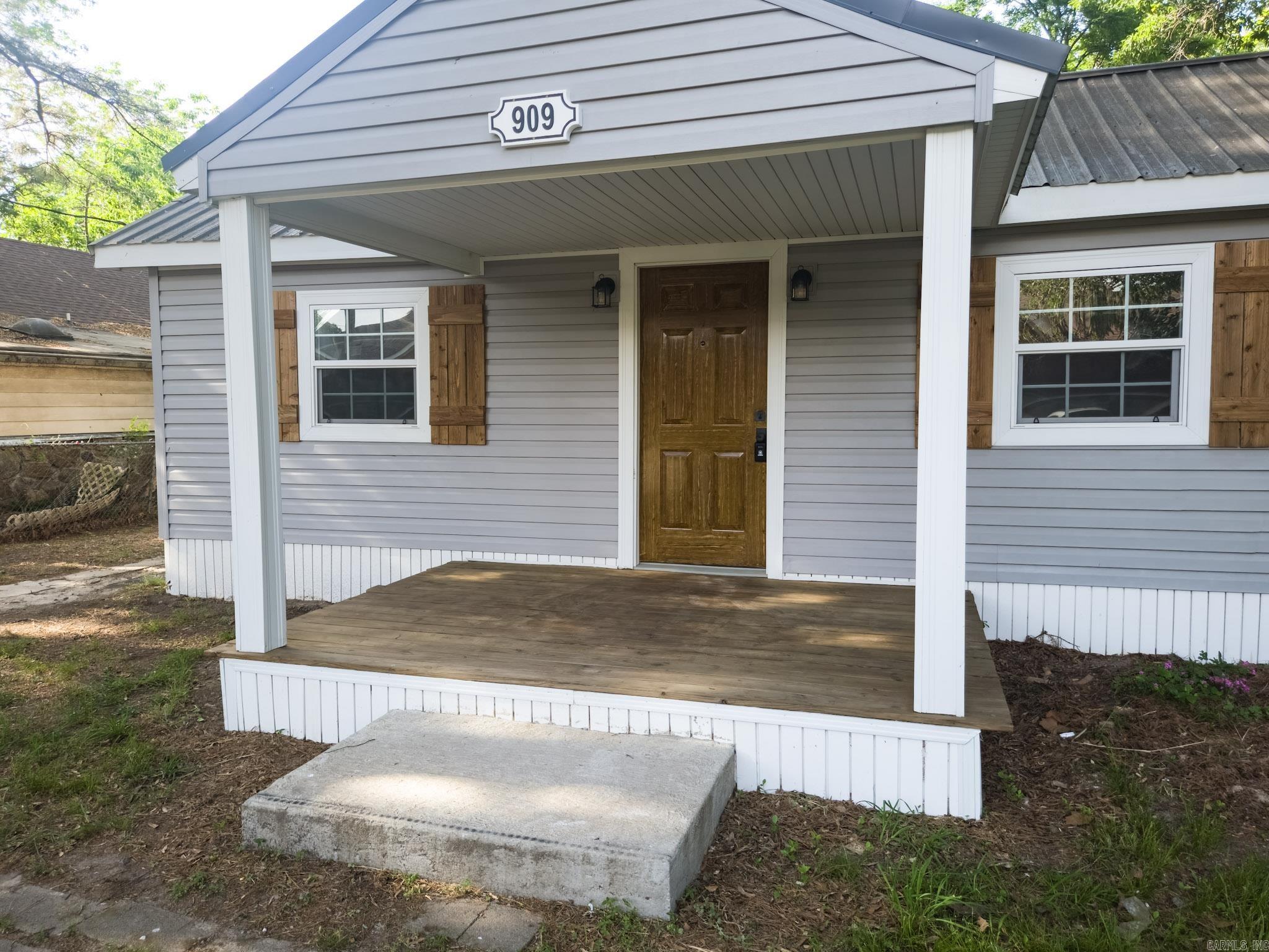 Oak Lawn - Residential