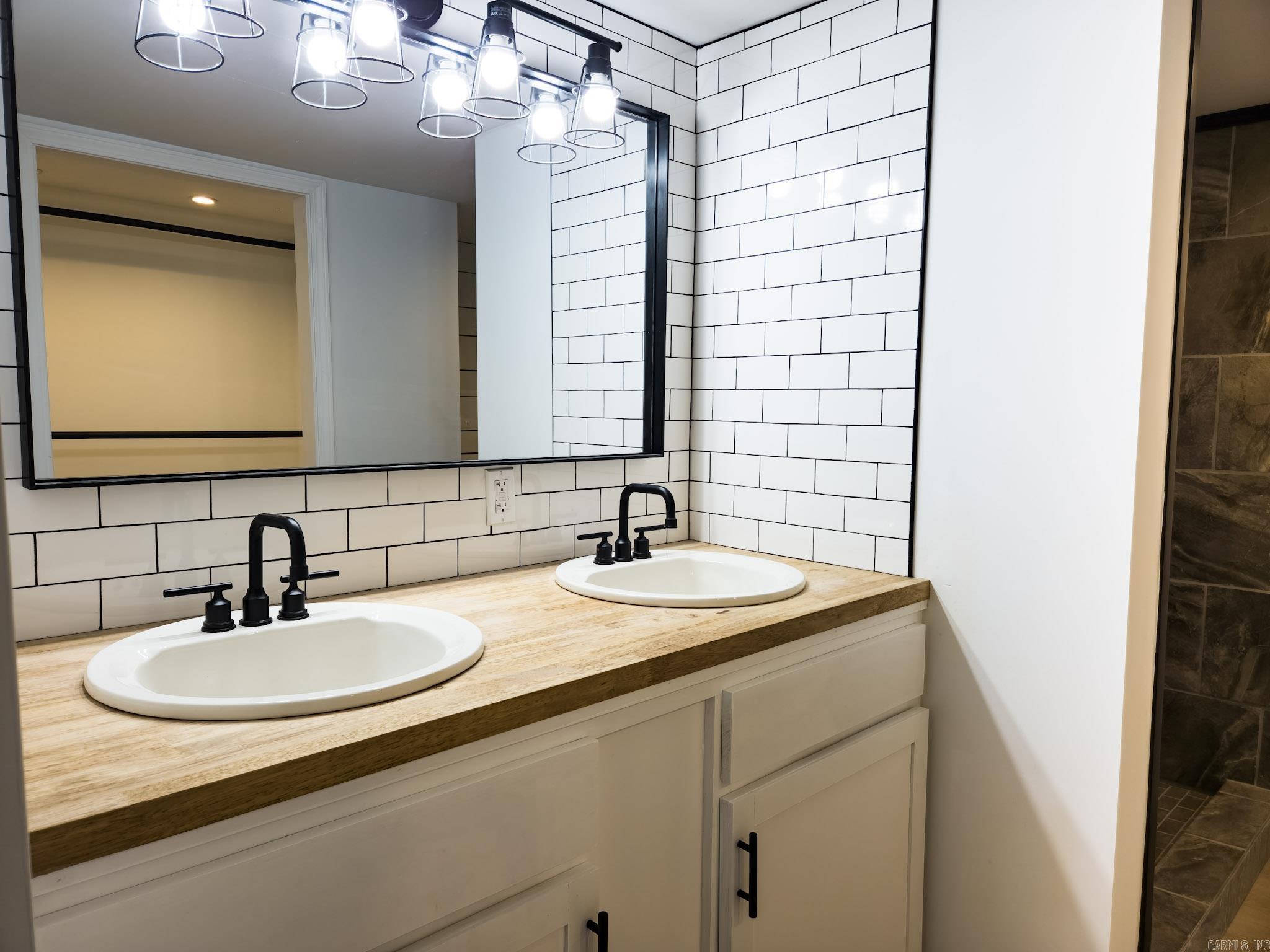 Oak Lawn - Residential