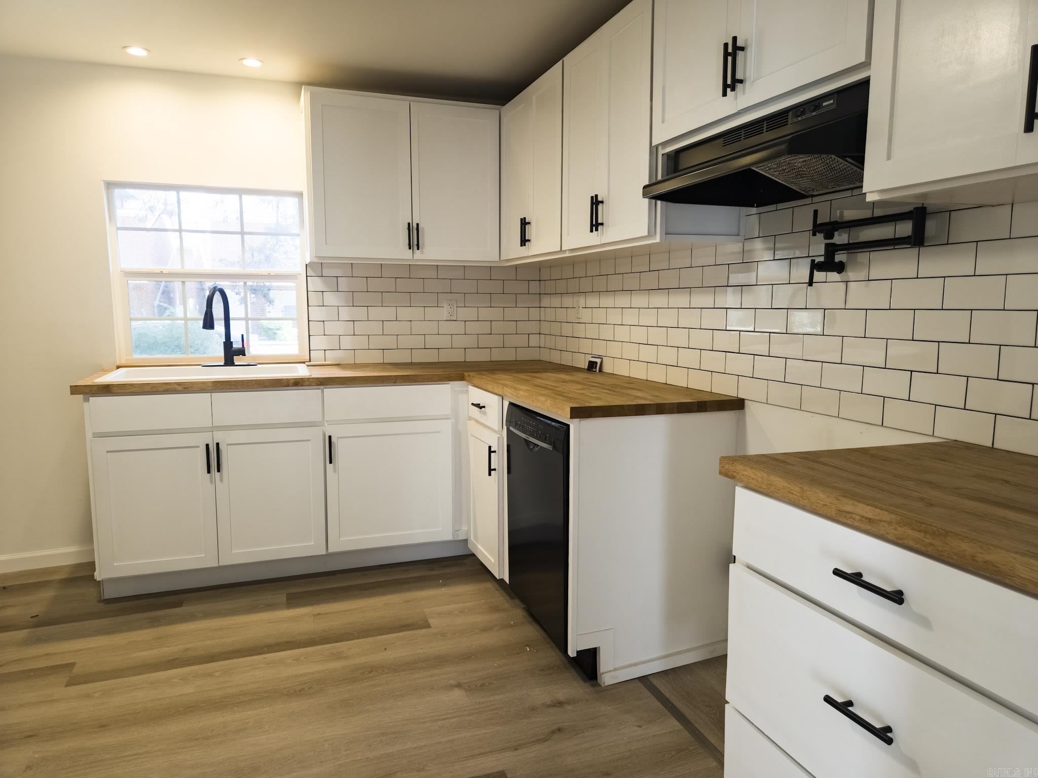 Oak Lawn - Residential