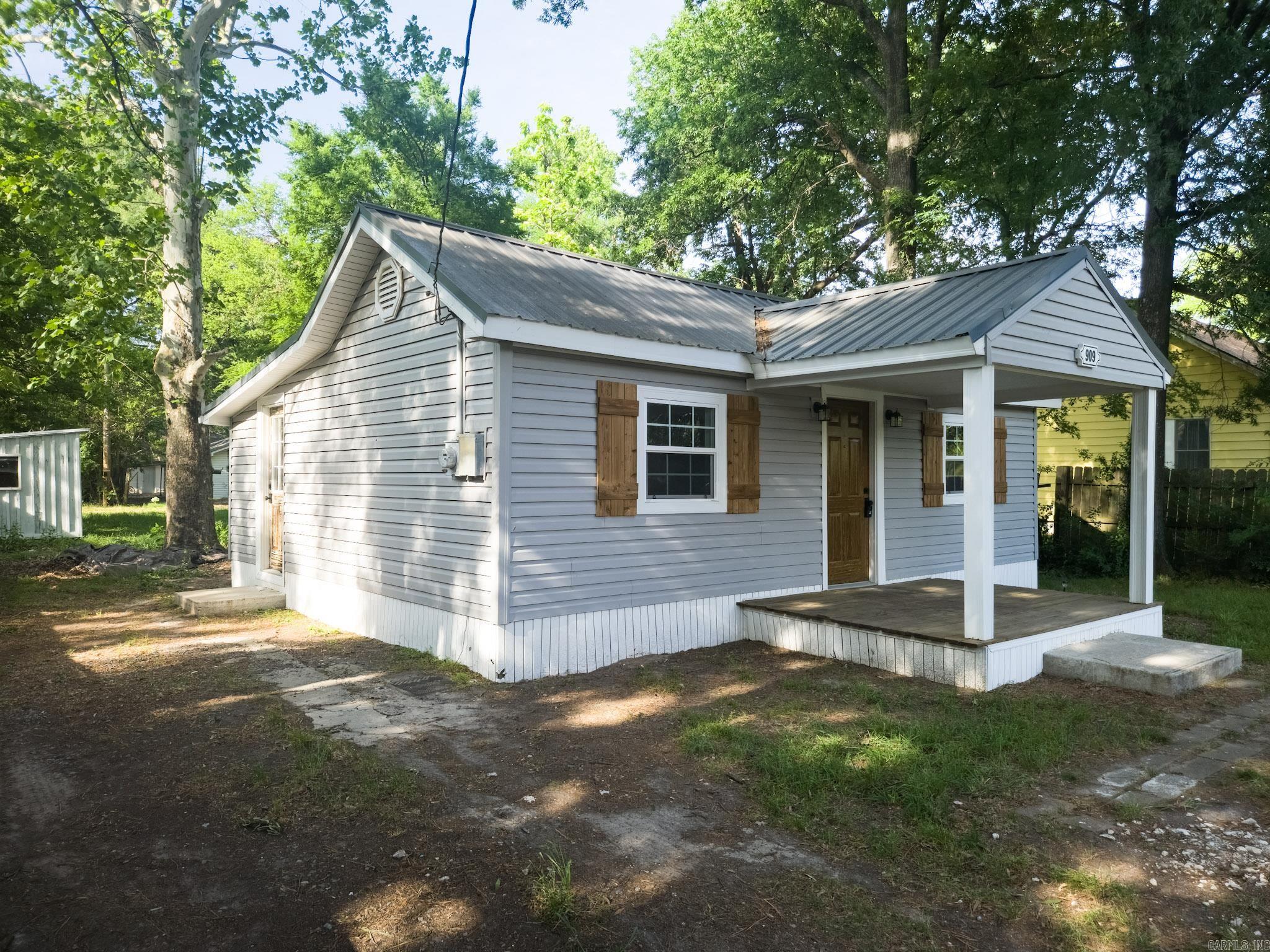 Oak Lawn - Residential