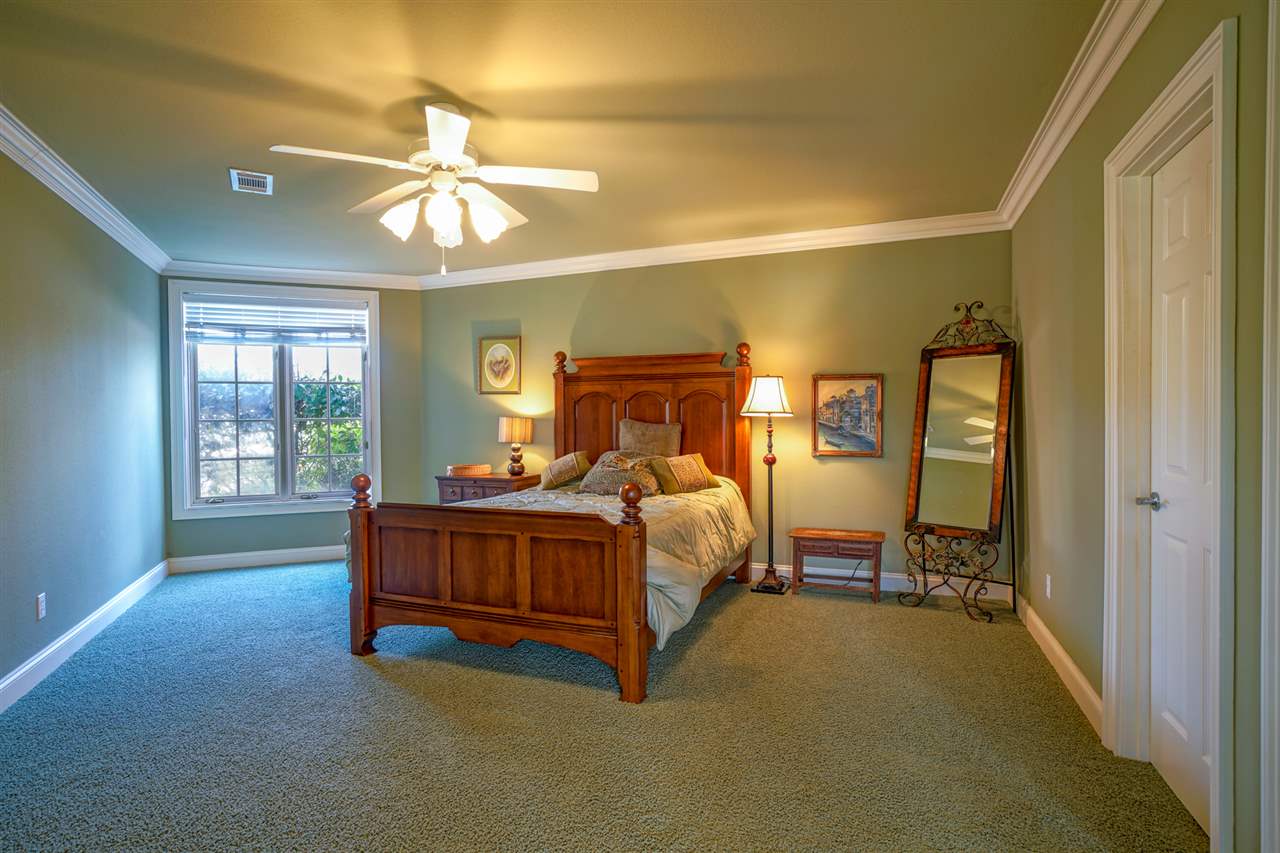 RIVER BEND ESTATES - Residential