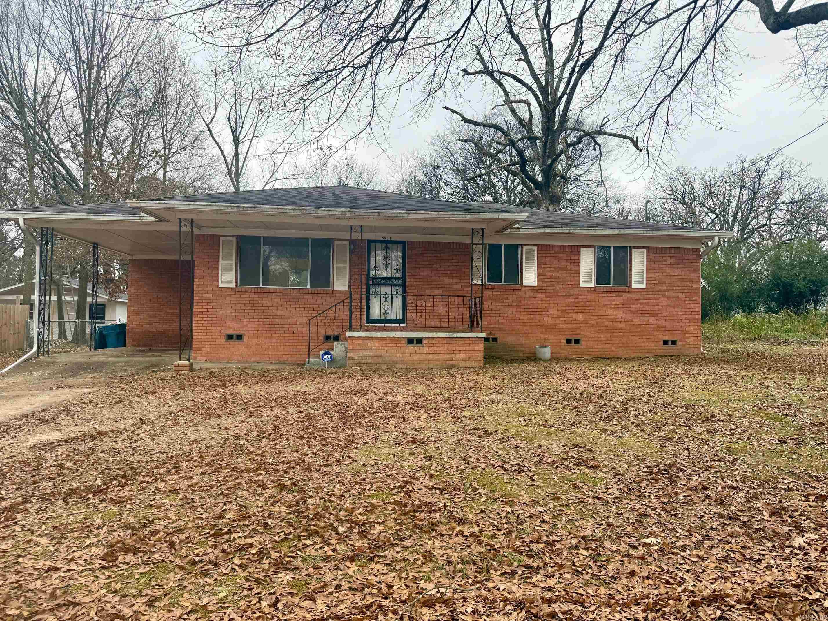 Oak Park Annex - Residential Lease