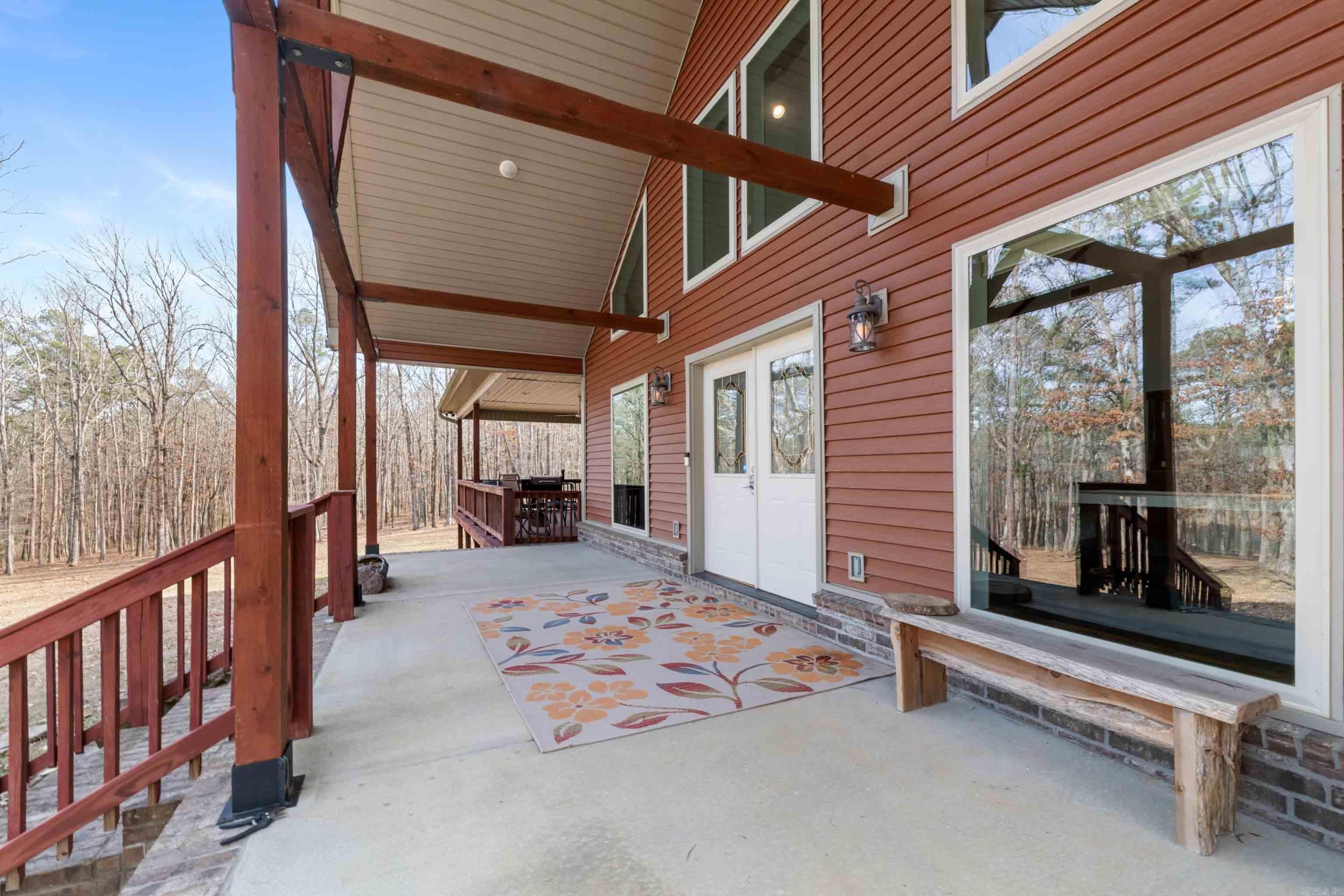 SILVER SHORES - Residential