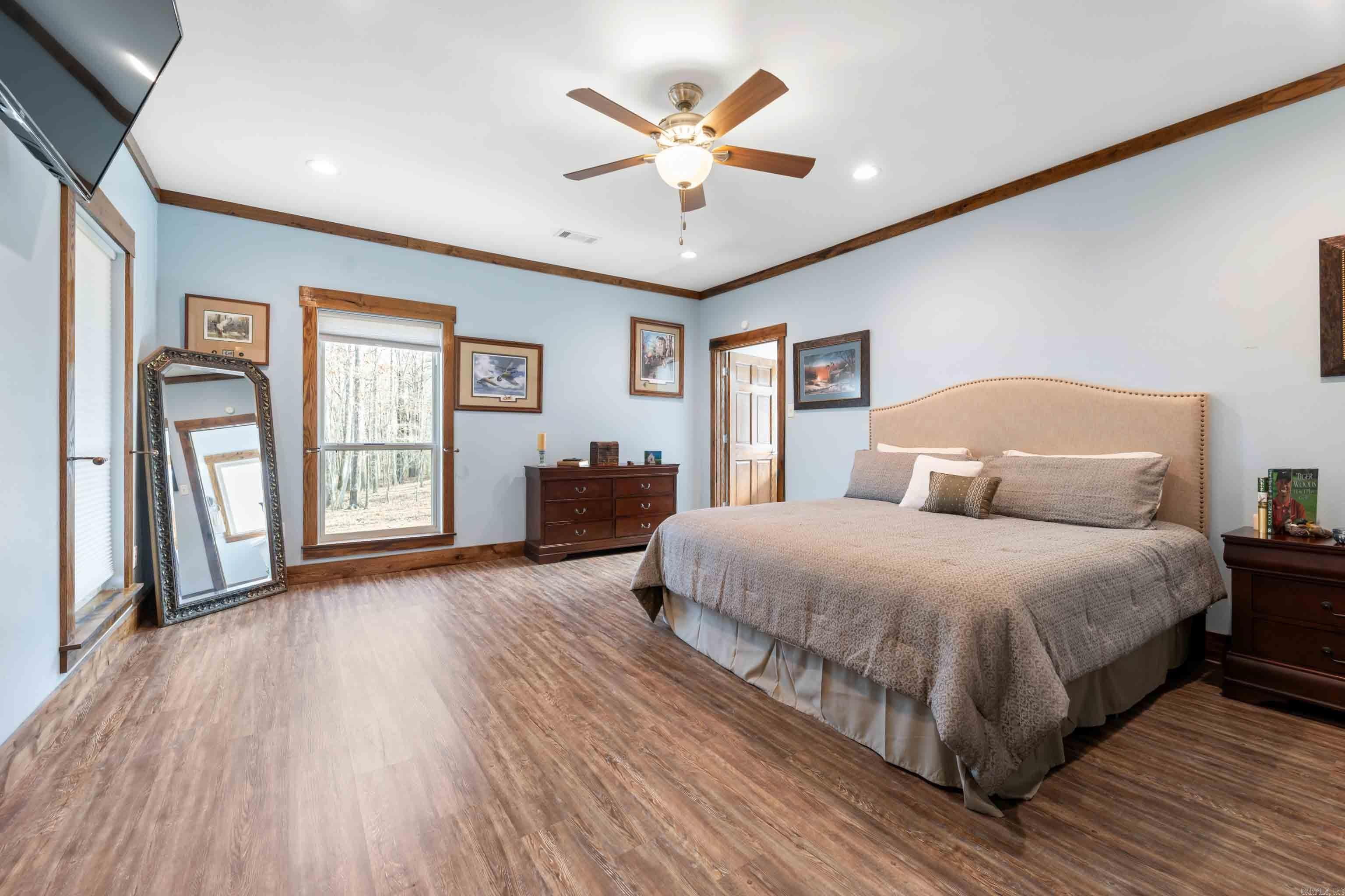 SILVER SHORES - Residential