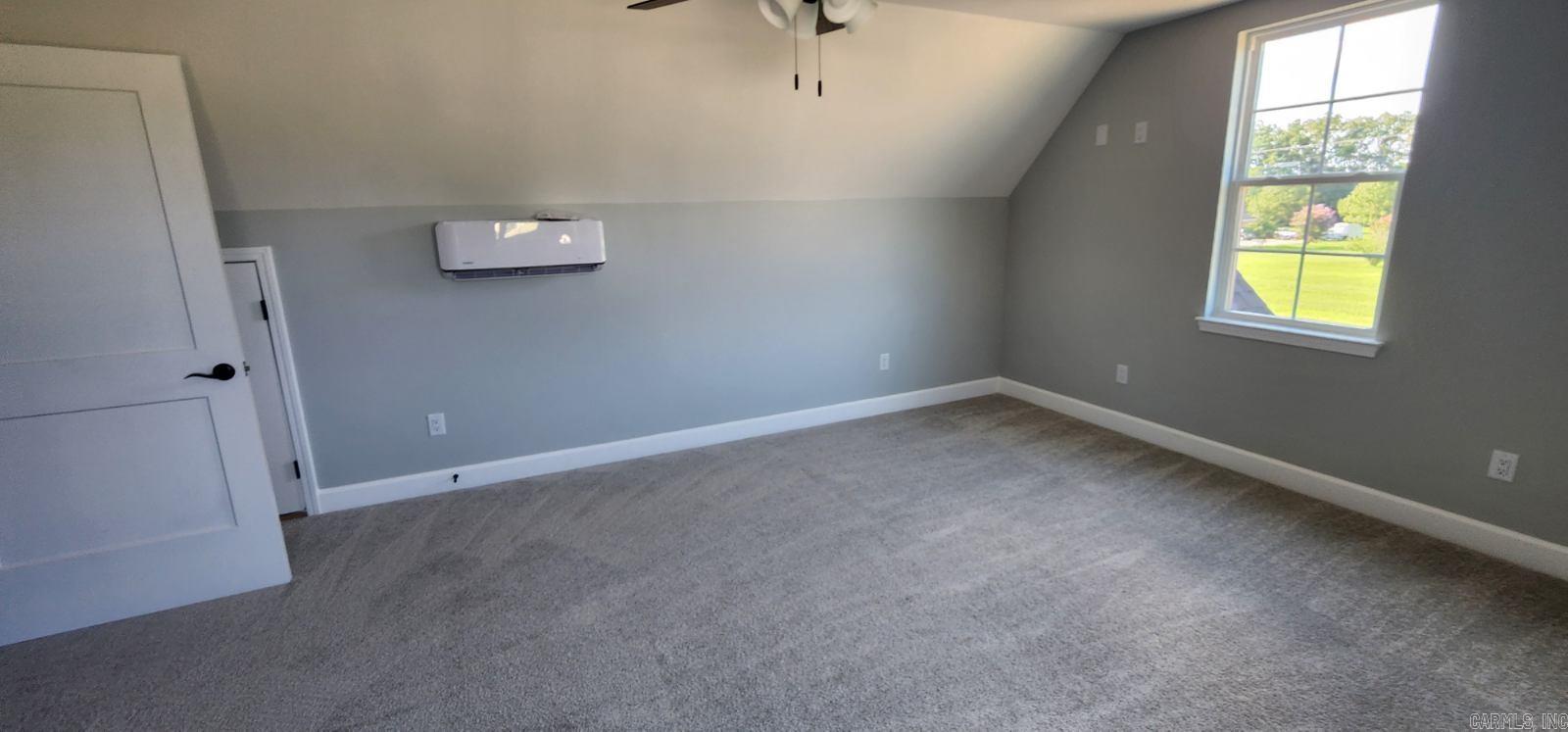 BLUE HERON ESTATES - Residential