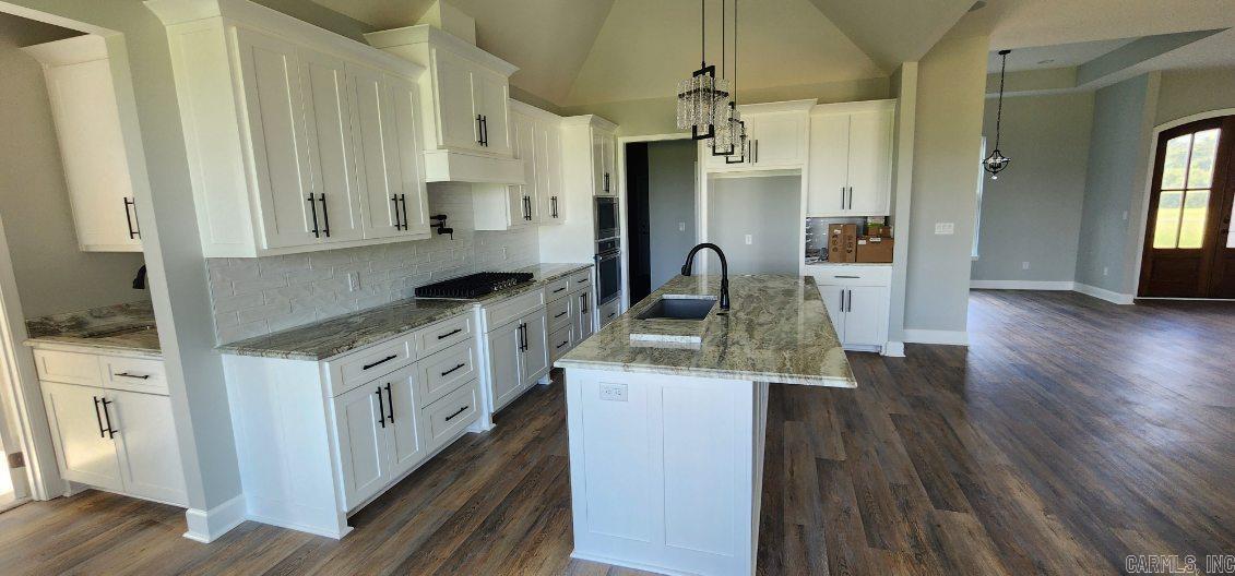 BLUE HERON ESTATES - Residential