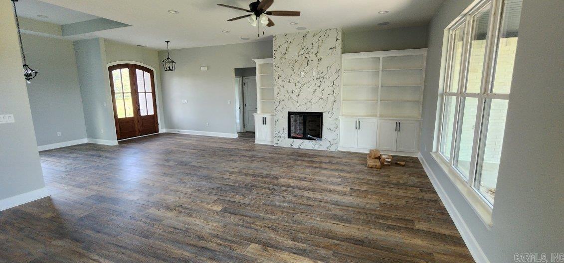 BLUE HERON ESTATES - Residential