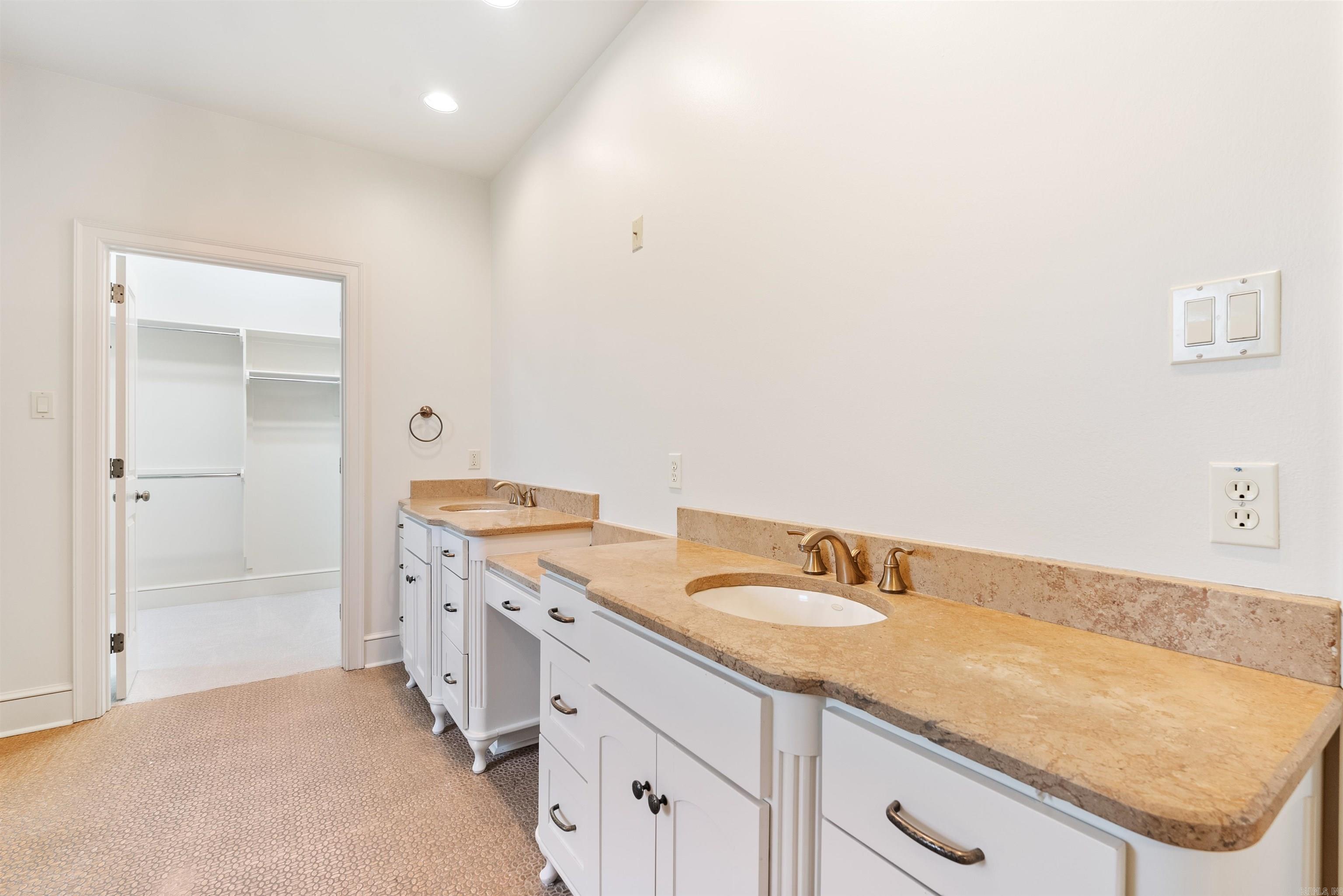 CHENAL VALLEY BELLE VALLEE THE C - Residential