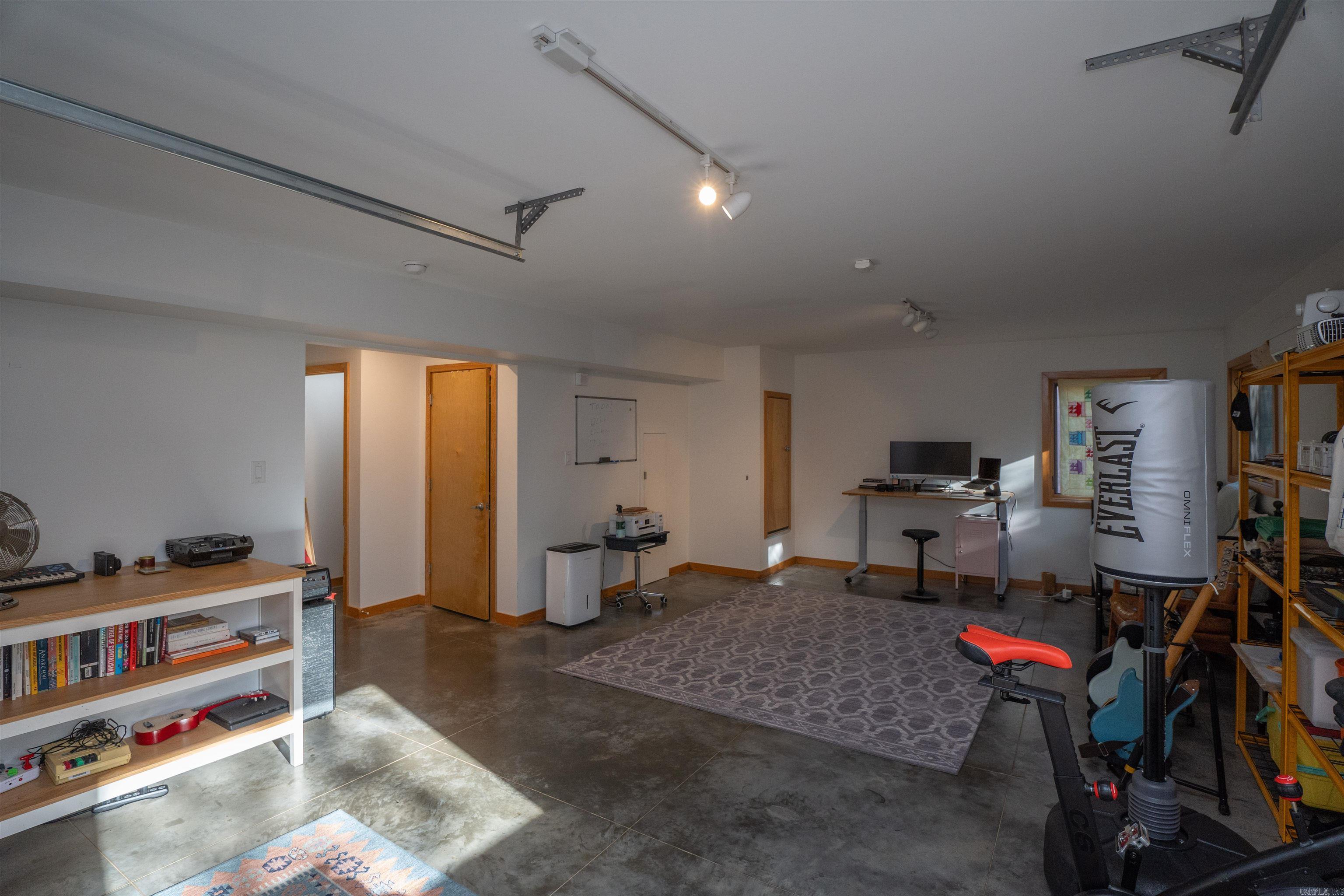 WOODGLEN PARK - Residential