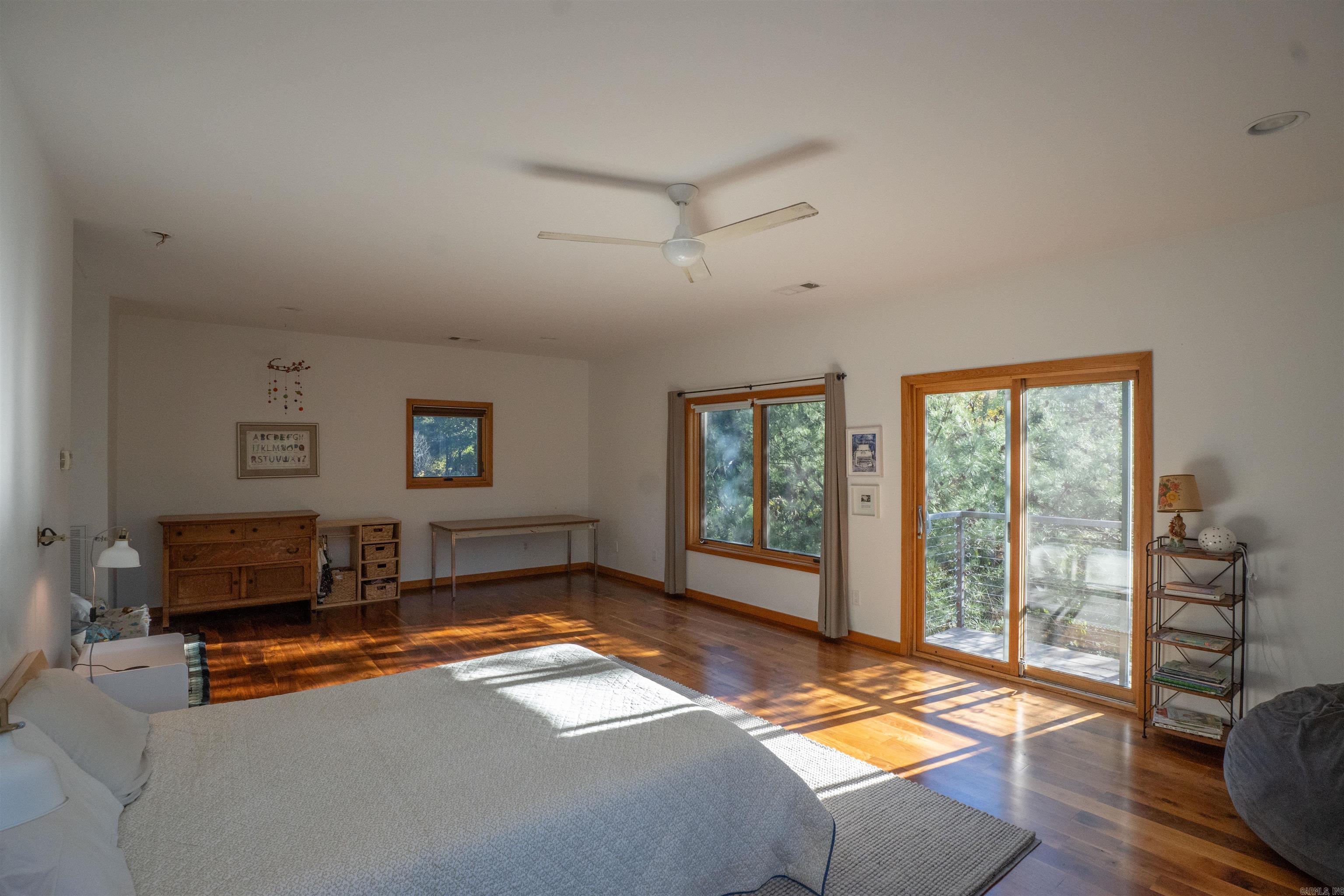 WOODGLEN PARK - Residential