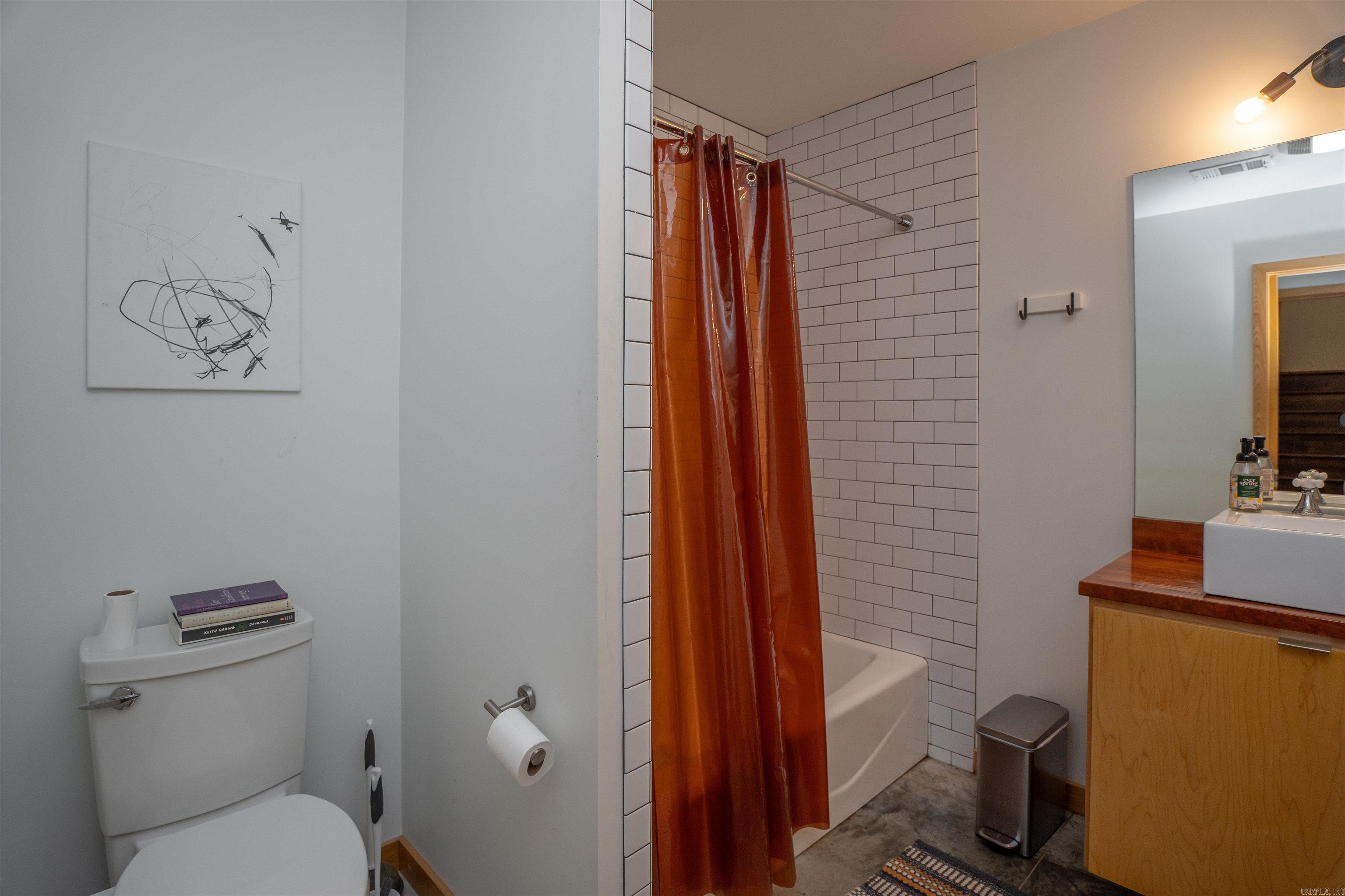 WOODGLEN PARK - Residential