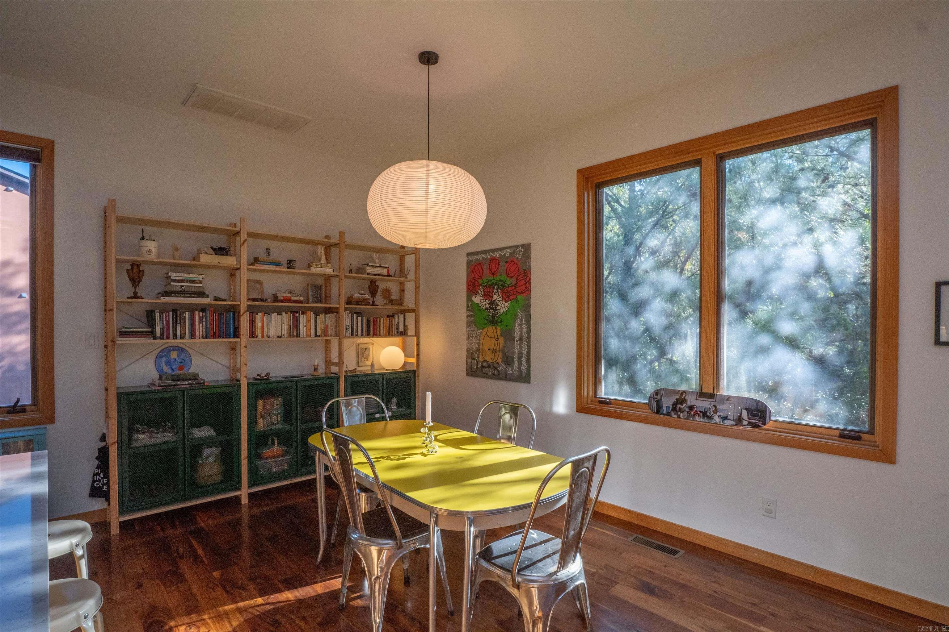 WOODGLEN PARK - Residential