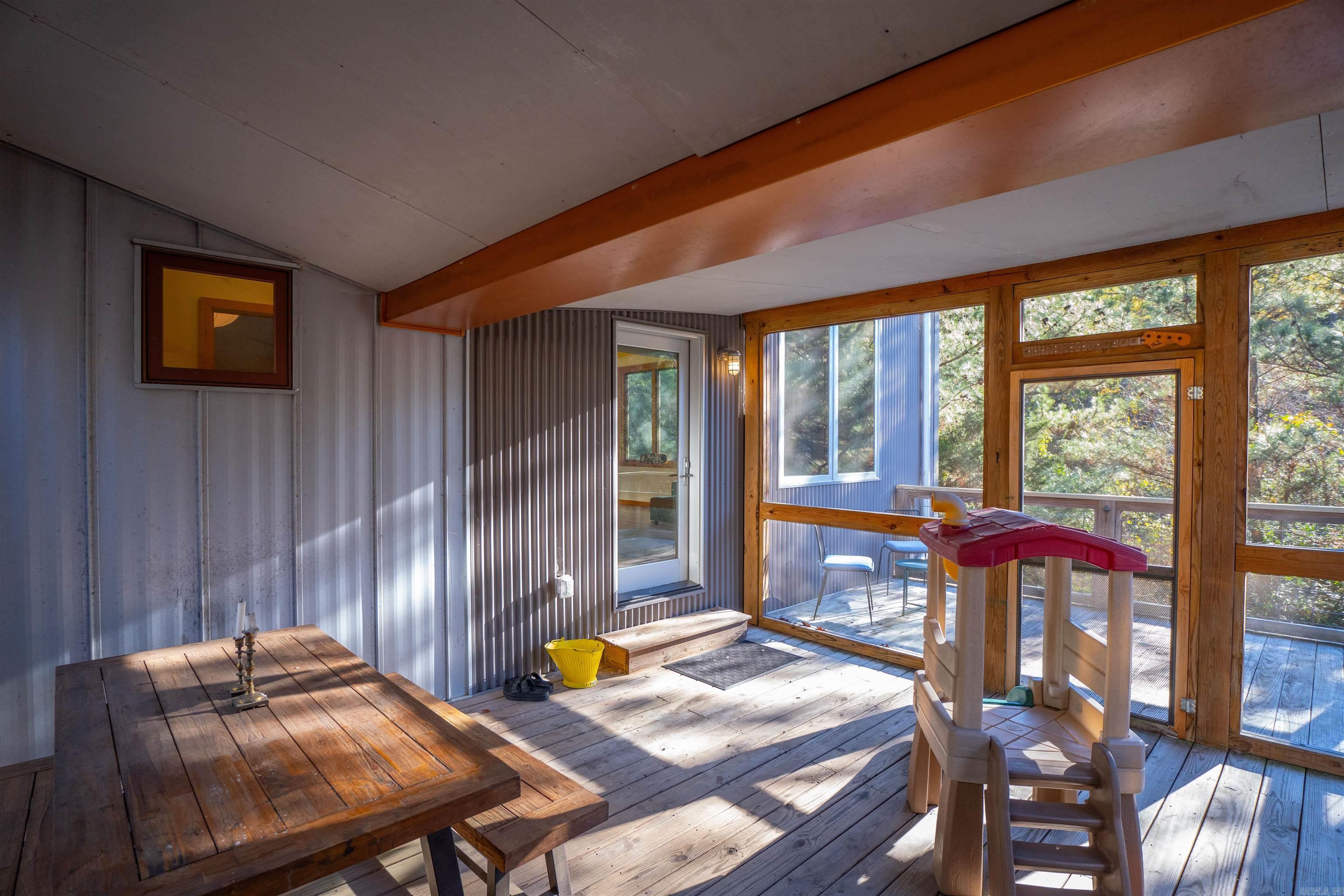 WOODGLEN PARK - Residential