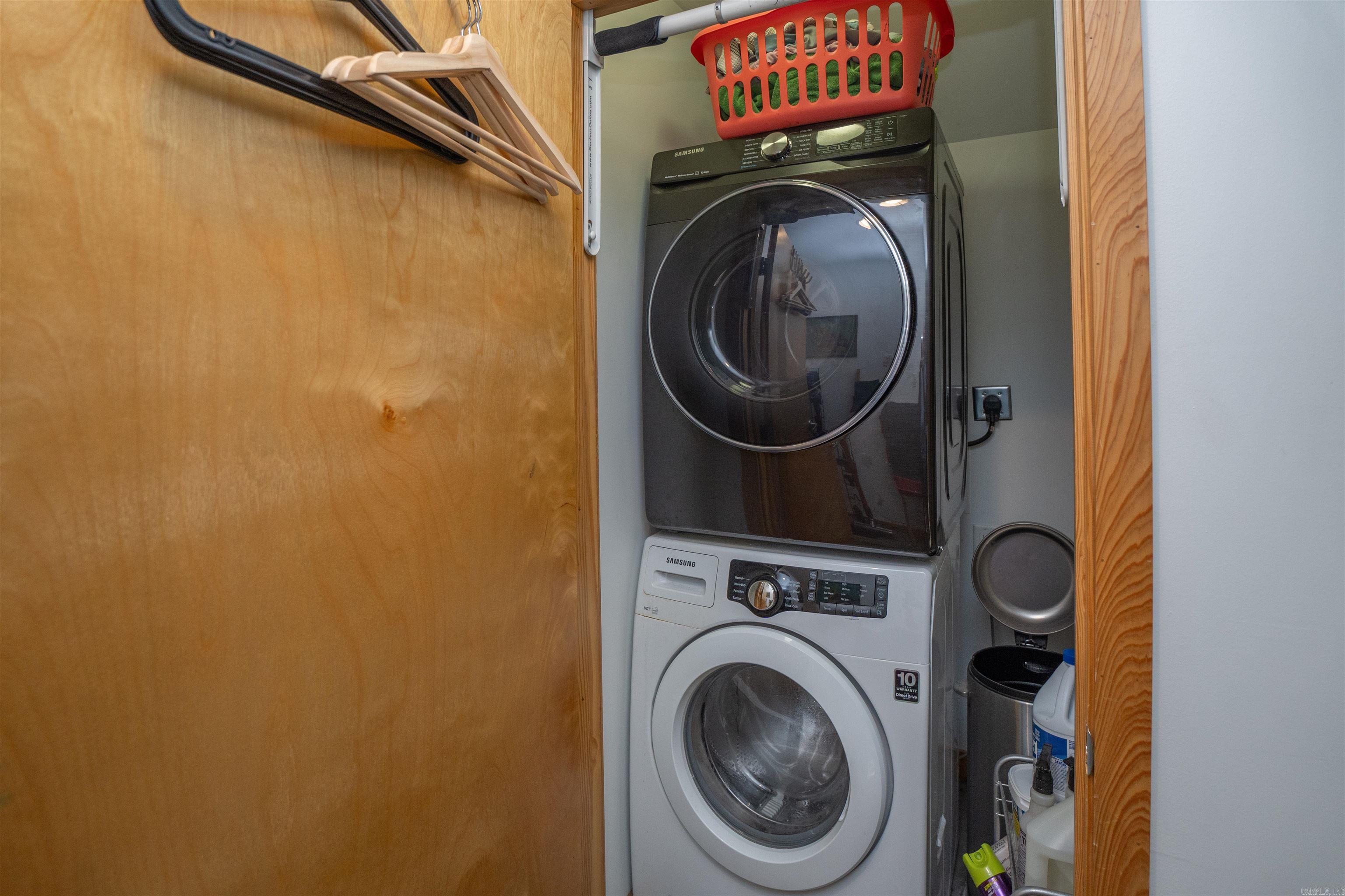 WOODGLEN PARK - Residential