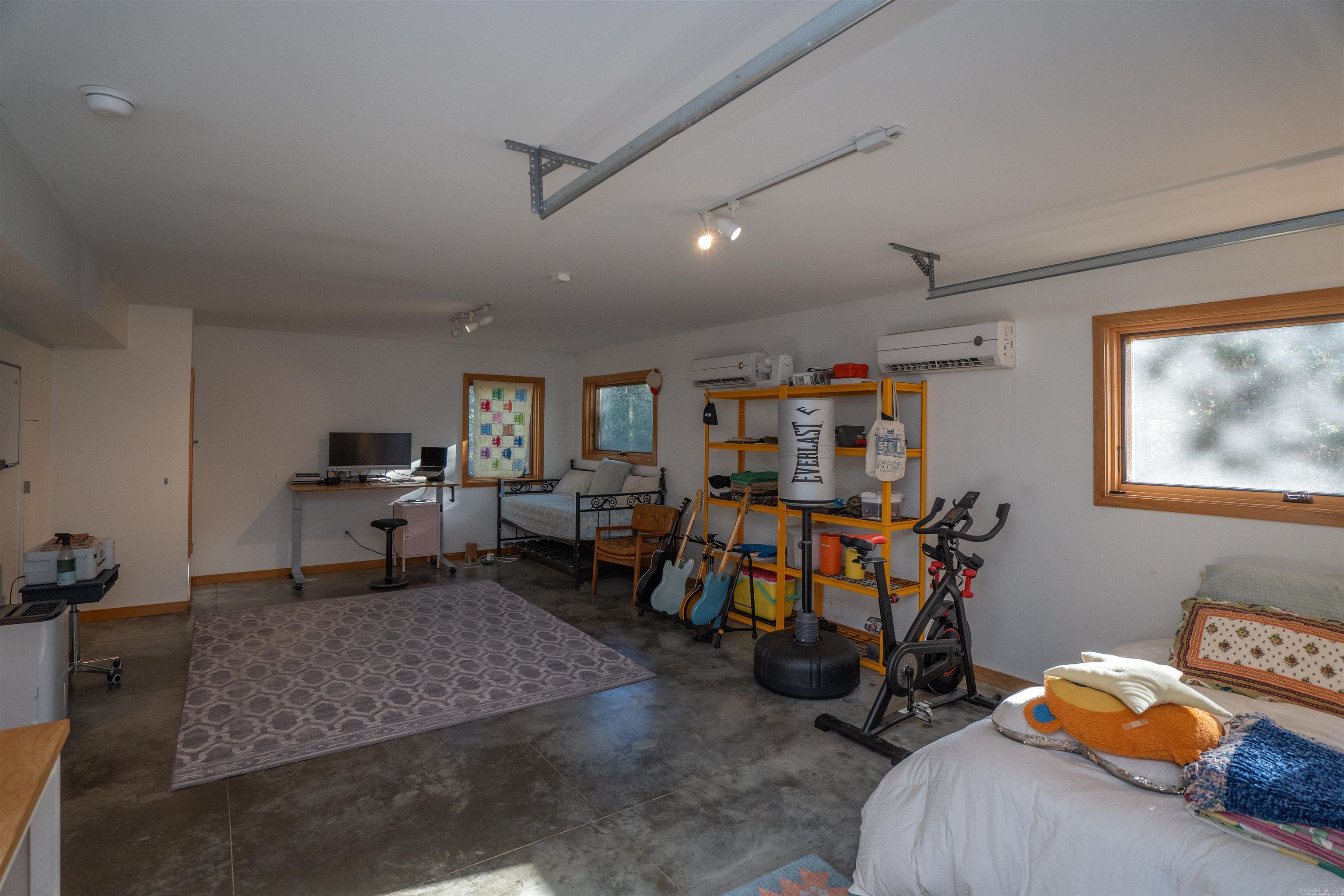 WOODGLEN PARK - Residential