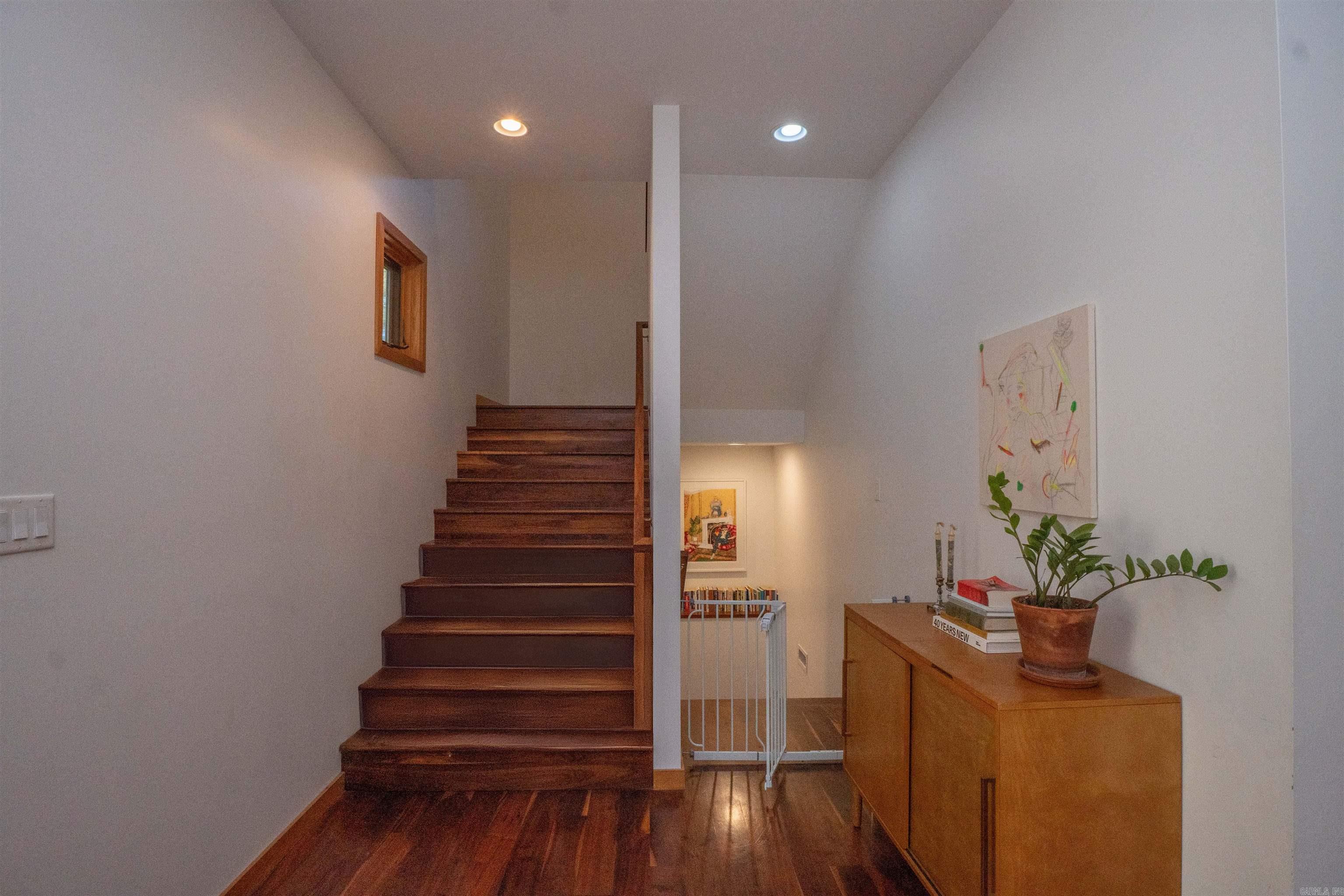 WOODGLEN PARK - Residential