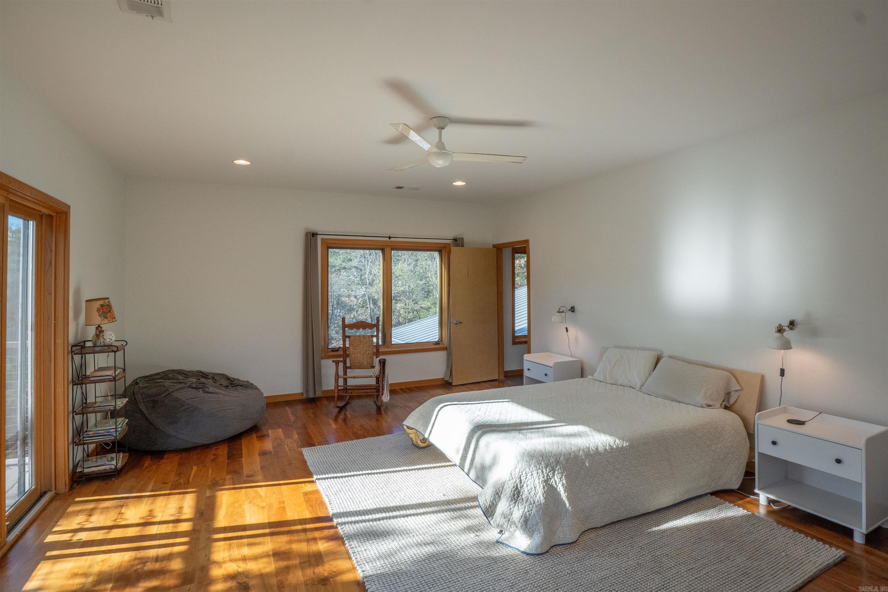 WOODGLEN PARK - Residential