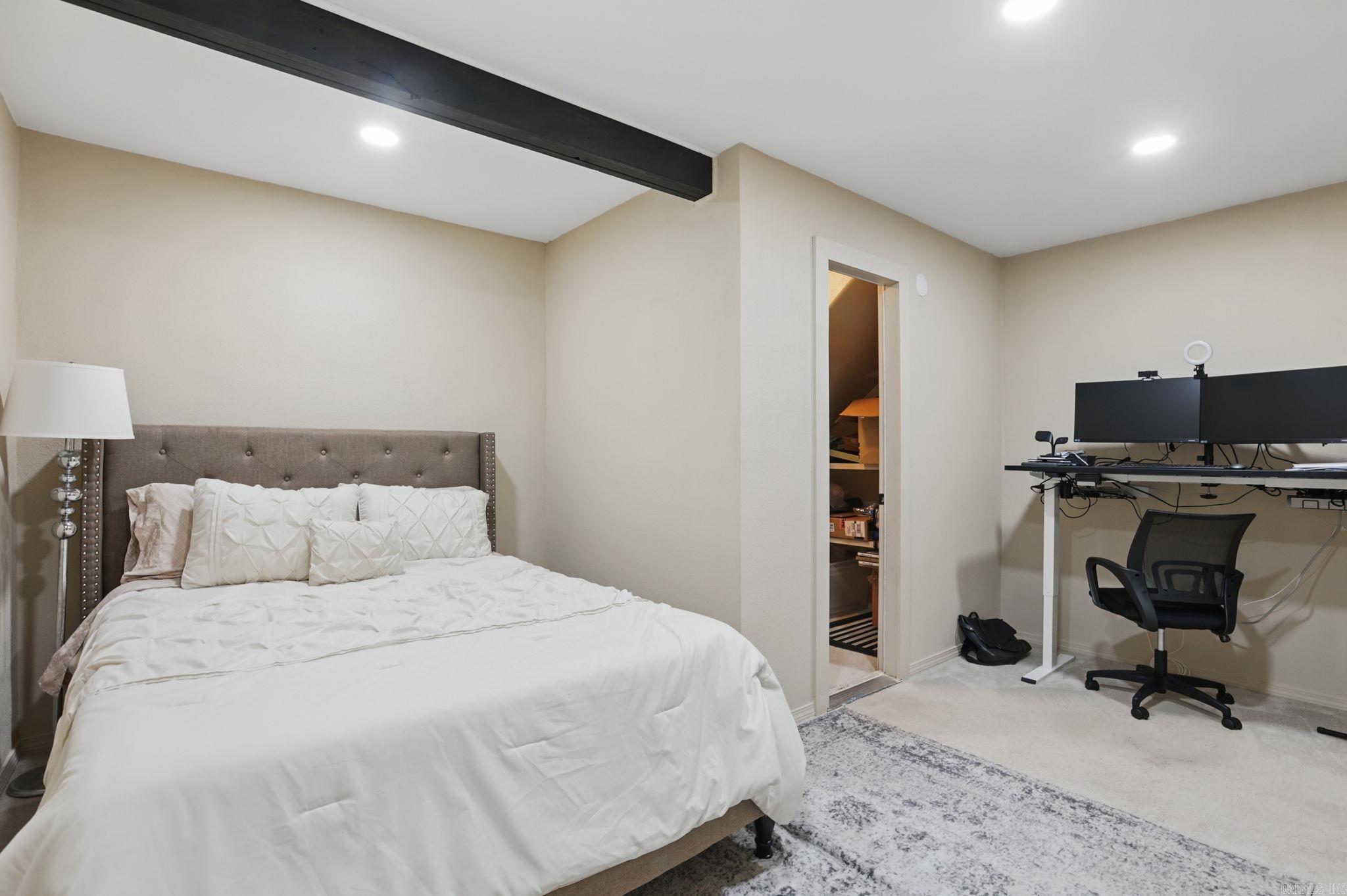 GREATHOUSE BEND EST - Residential