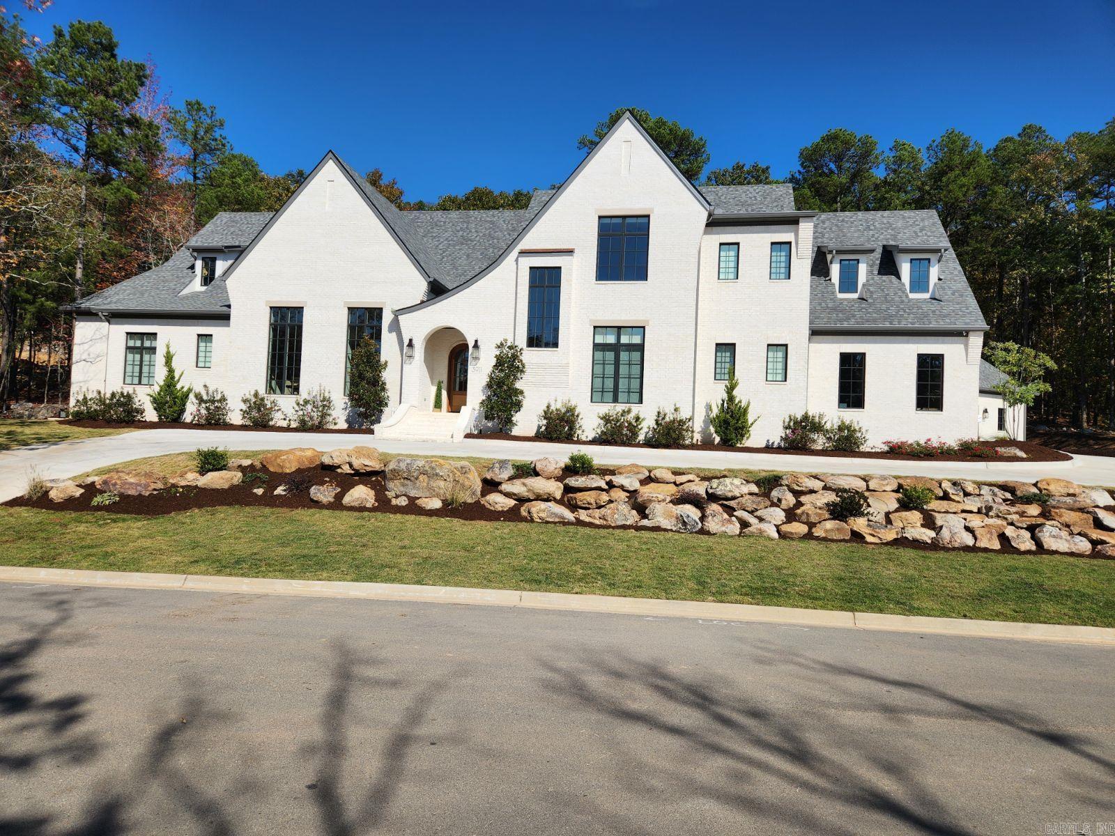 BEAR DEN ESTATES - Residential