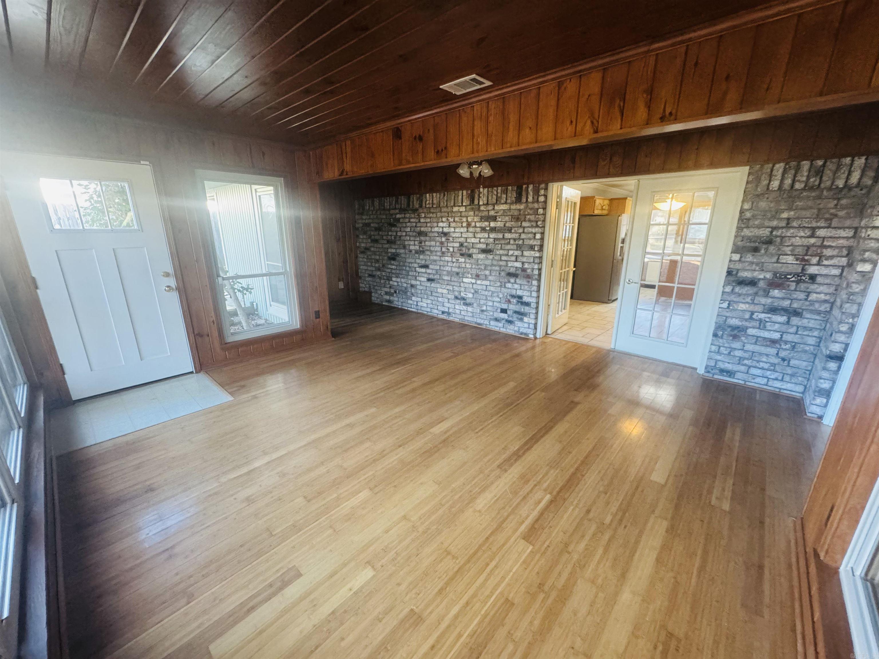 CHEROKEE HILLS 1 - Residential