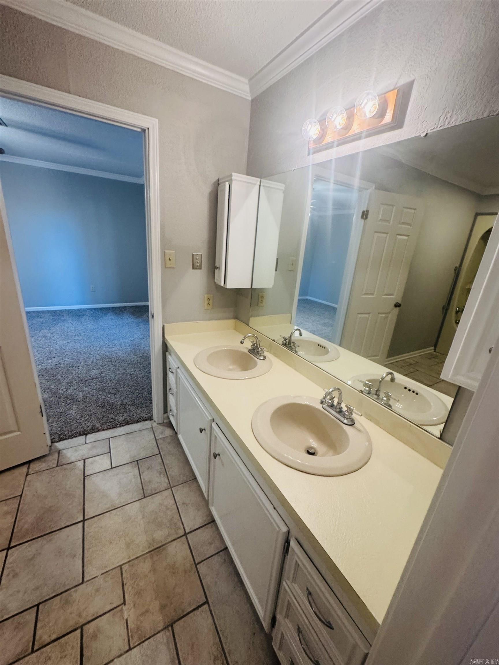 CHEROKEE HILLS 1 - Residential