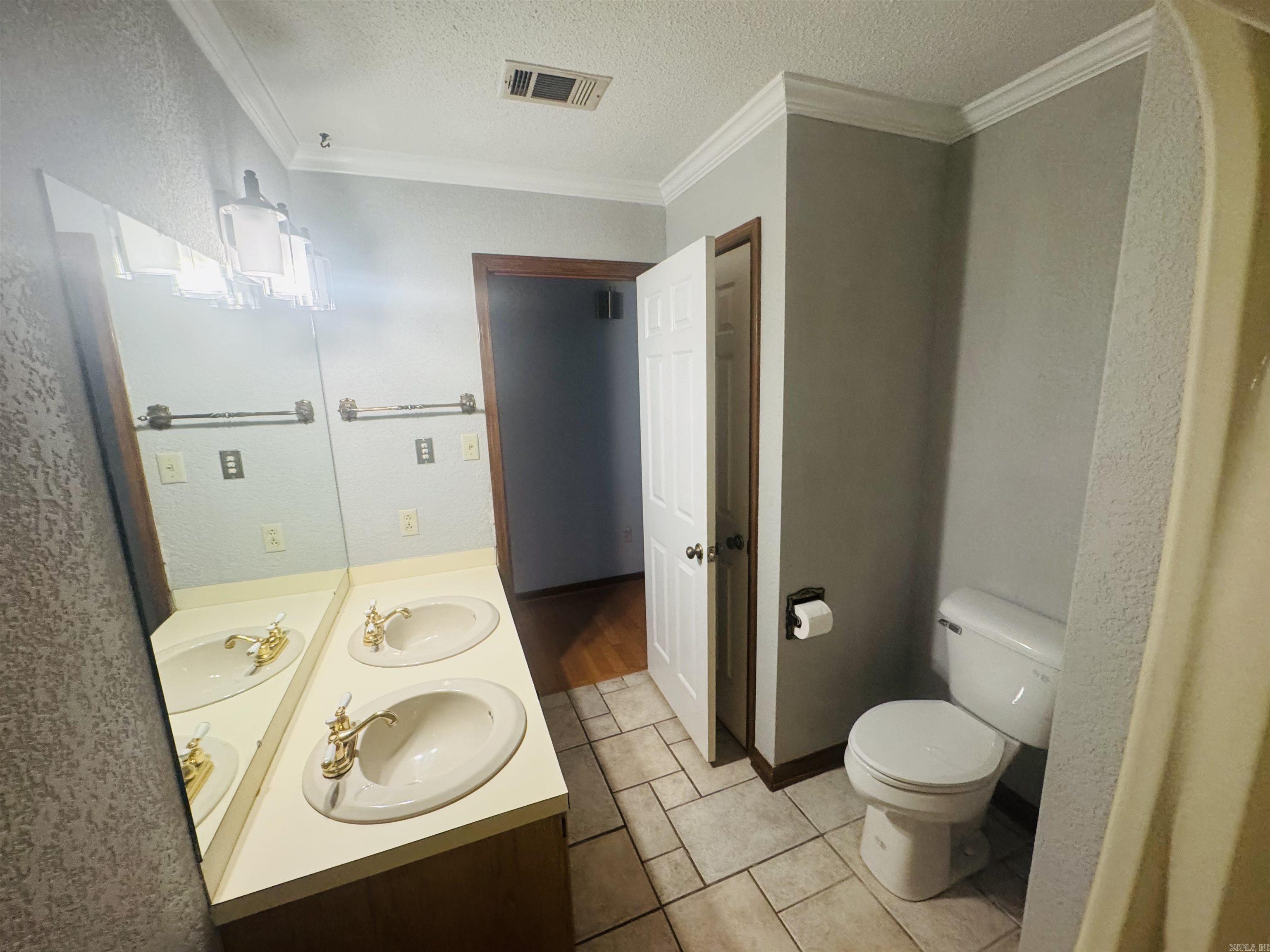 CHEROKEE HILLS 1 - Residential