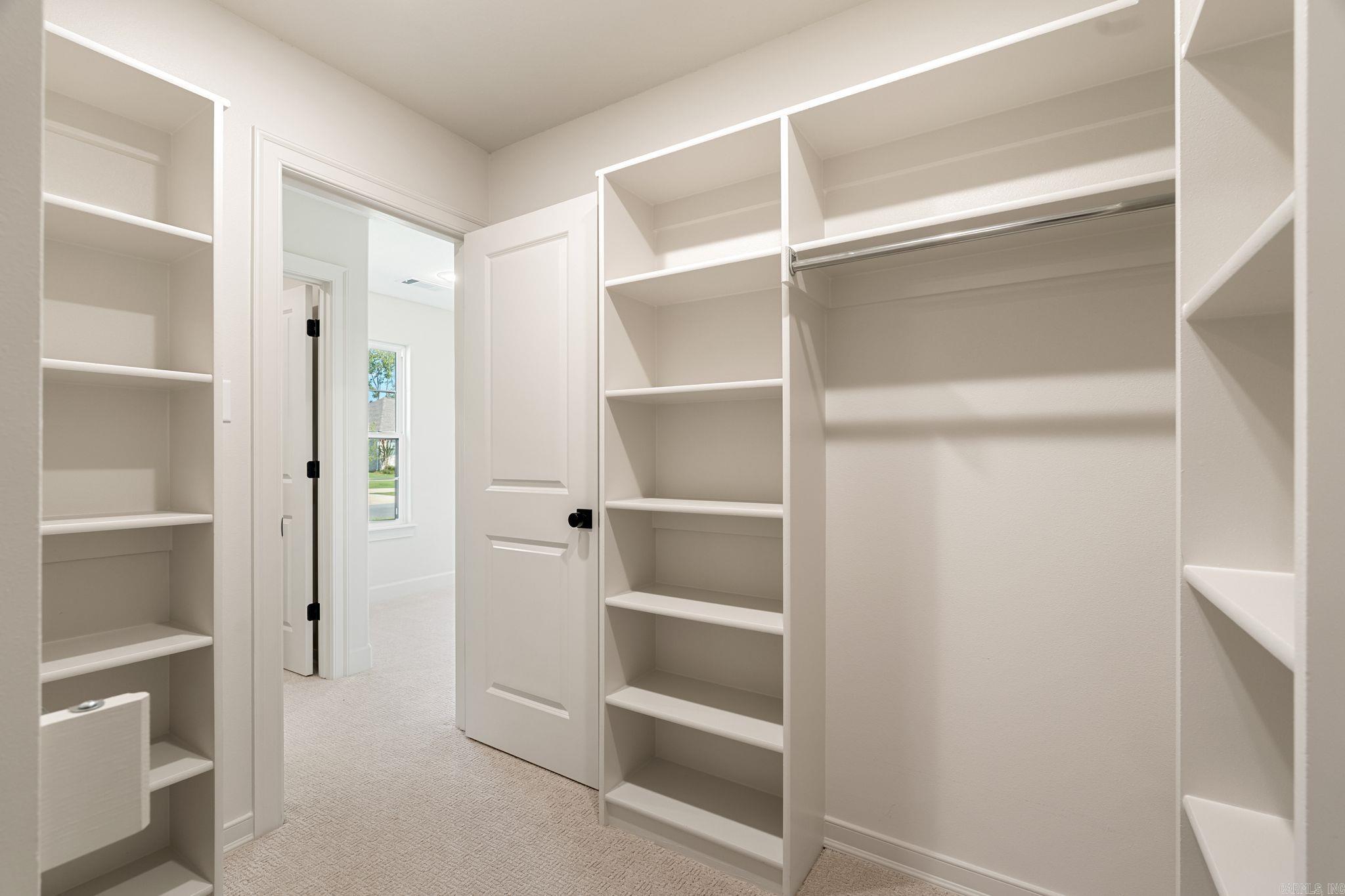 SHIRE GLEN AT CHAFFEE CROSSING - Residential