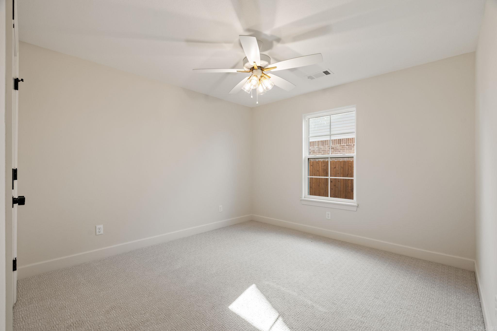 SHIRE GLEN AT CHAFFEE CROSSING - Residential