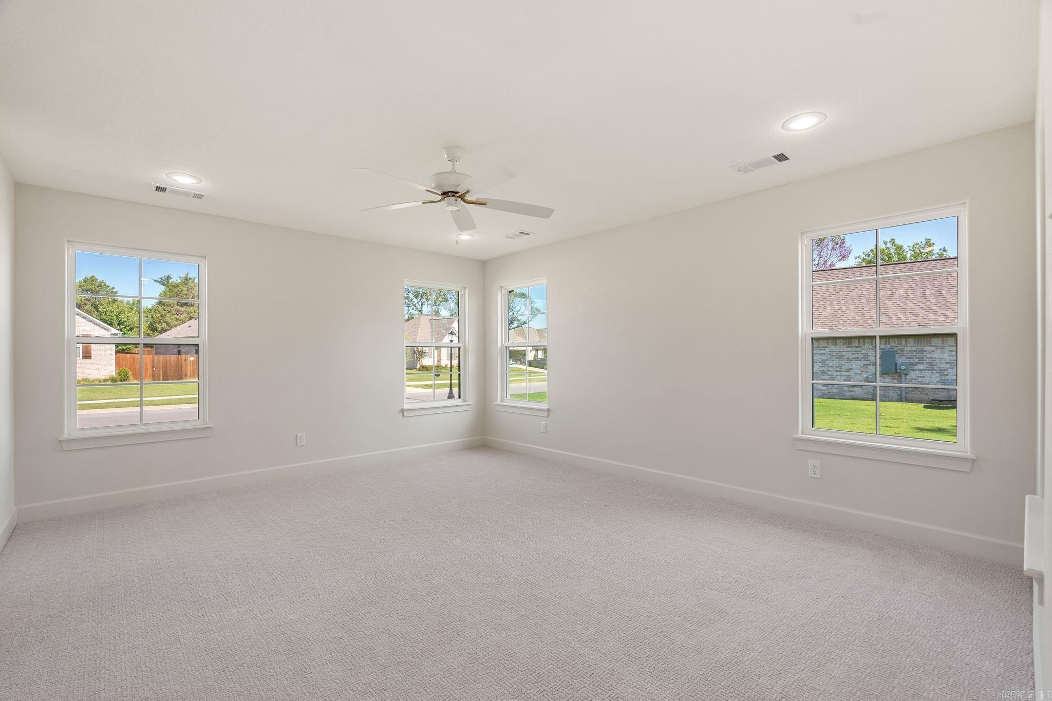 SHIRE GLEN AT CHAFFEE CROSSING - Residential