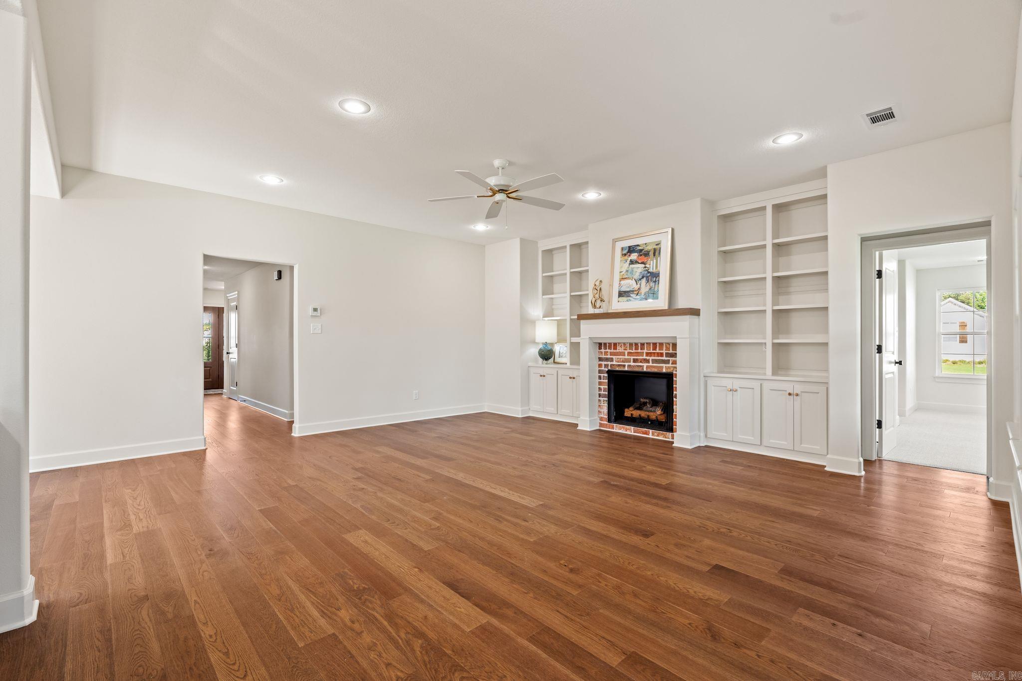 SHIRE GLEN AT CHAFFEE CROSSING - Residential