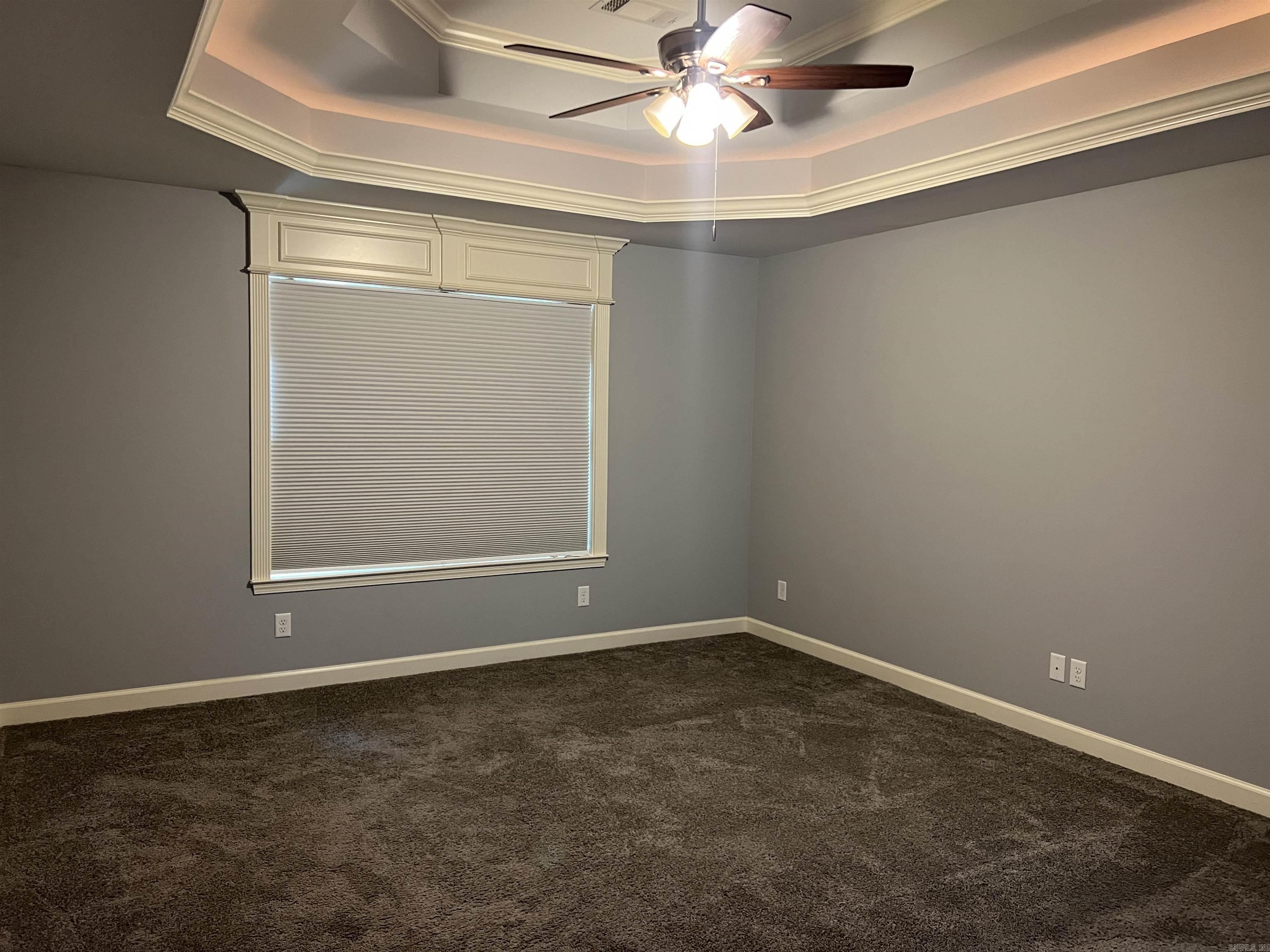 DANIELS OAKS - Residential